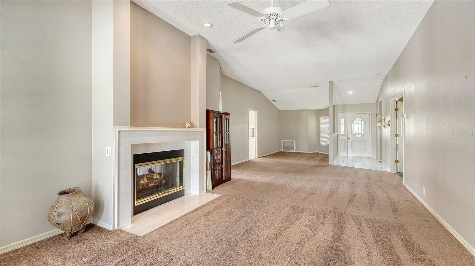 A4662543 Property Photo
