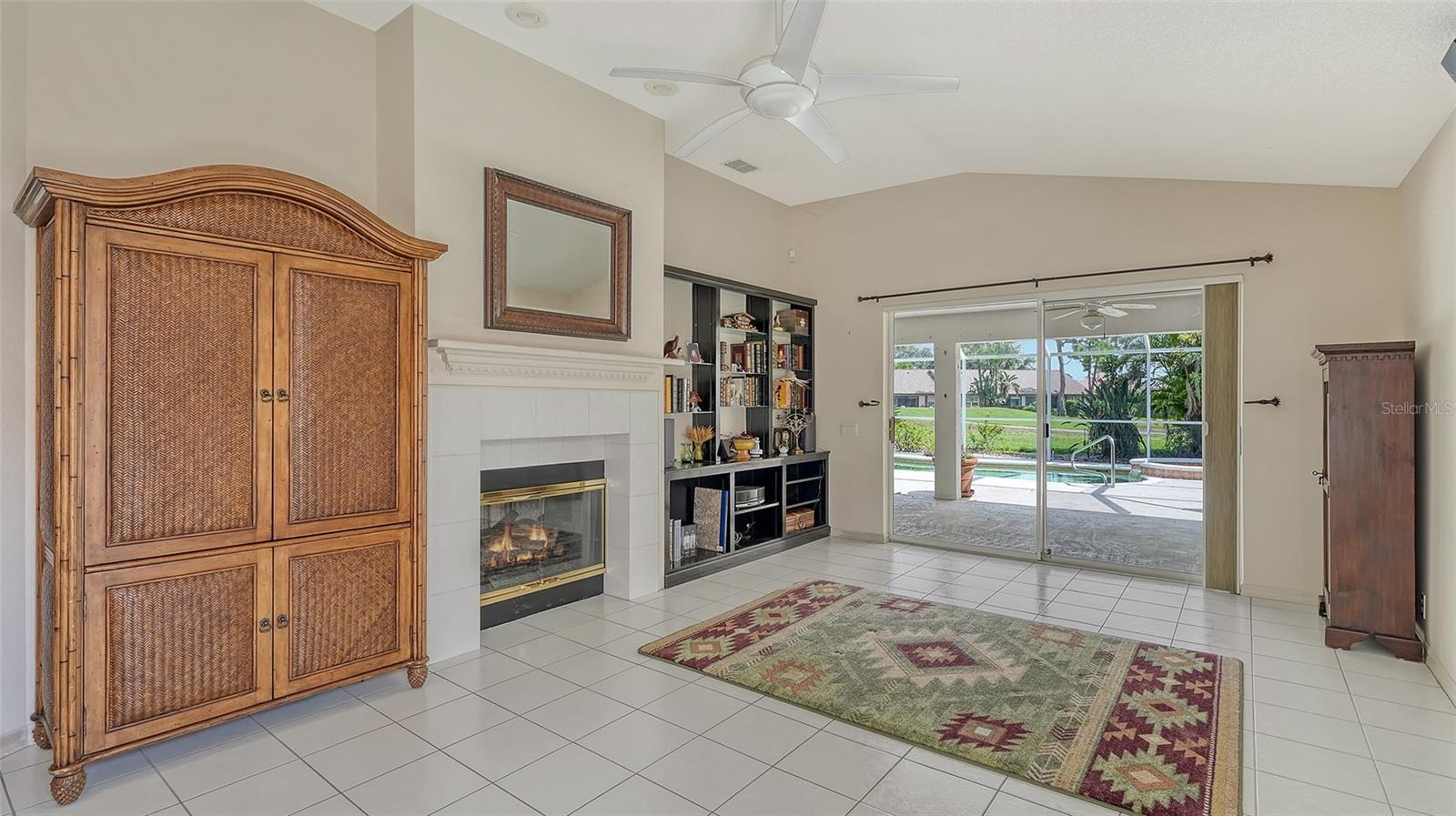 A4662543 Property Photo