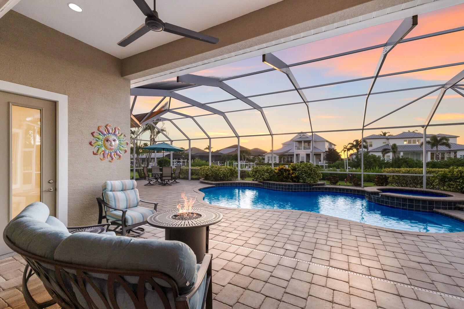 576 FORE DR, BRADENTON, FL, 34208