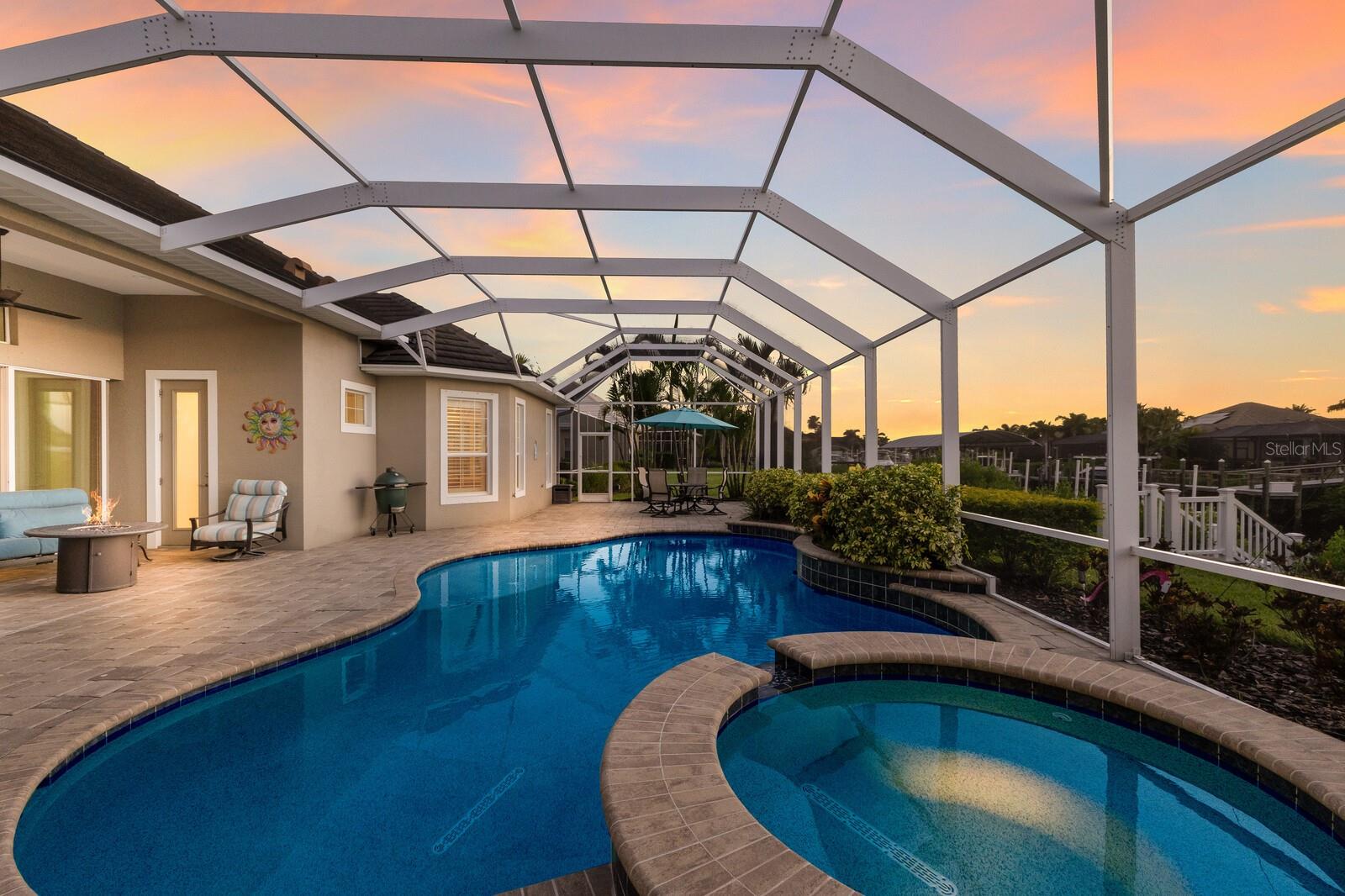 576 FORE DR, BRADENTON, FL, 34208