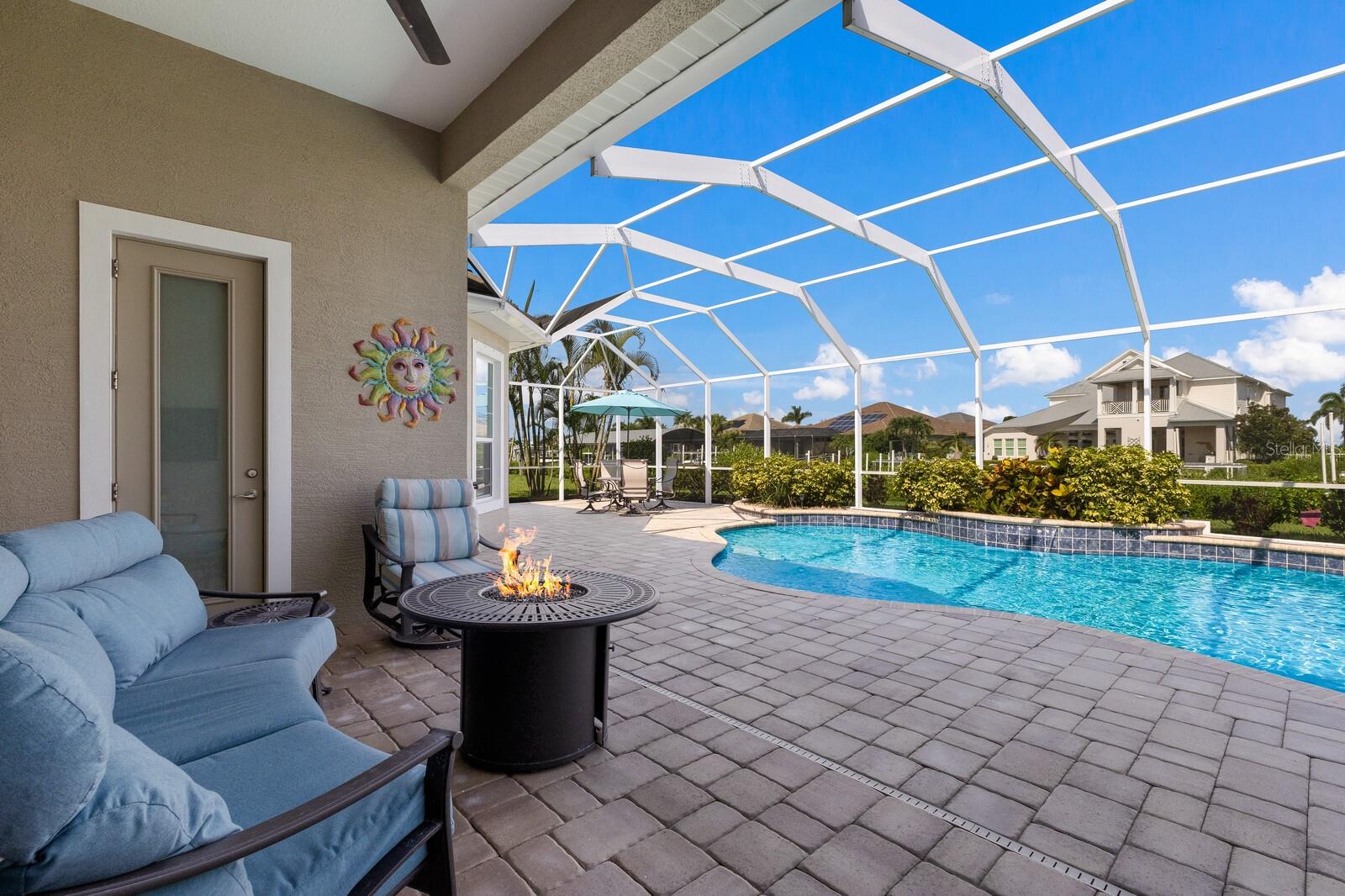 576 FORE DR, BRADENTON, FL, 34208