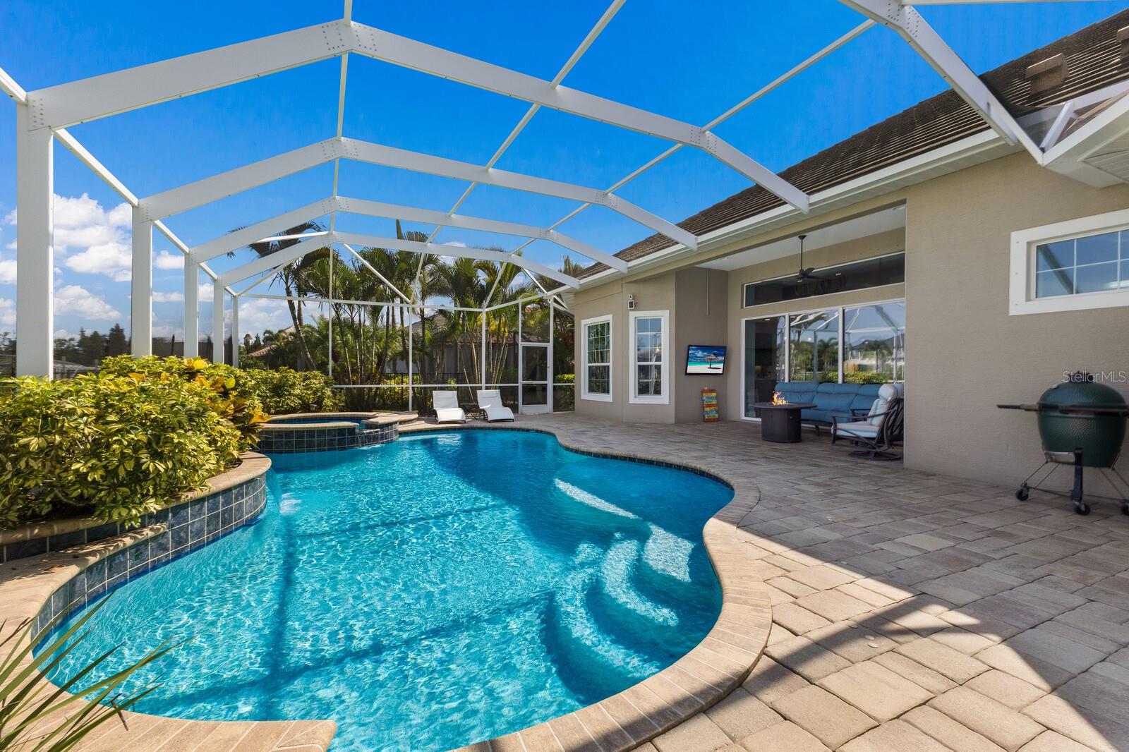 576 FORE DR, BRADENTON, FL, 34208