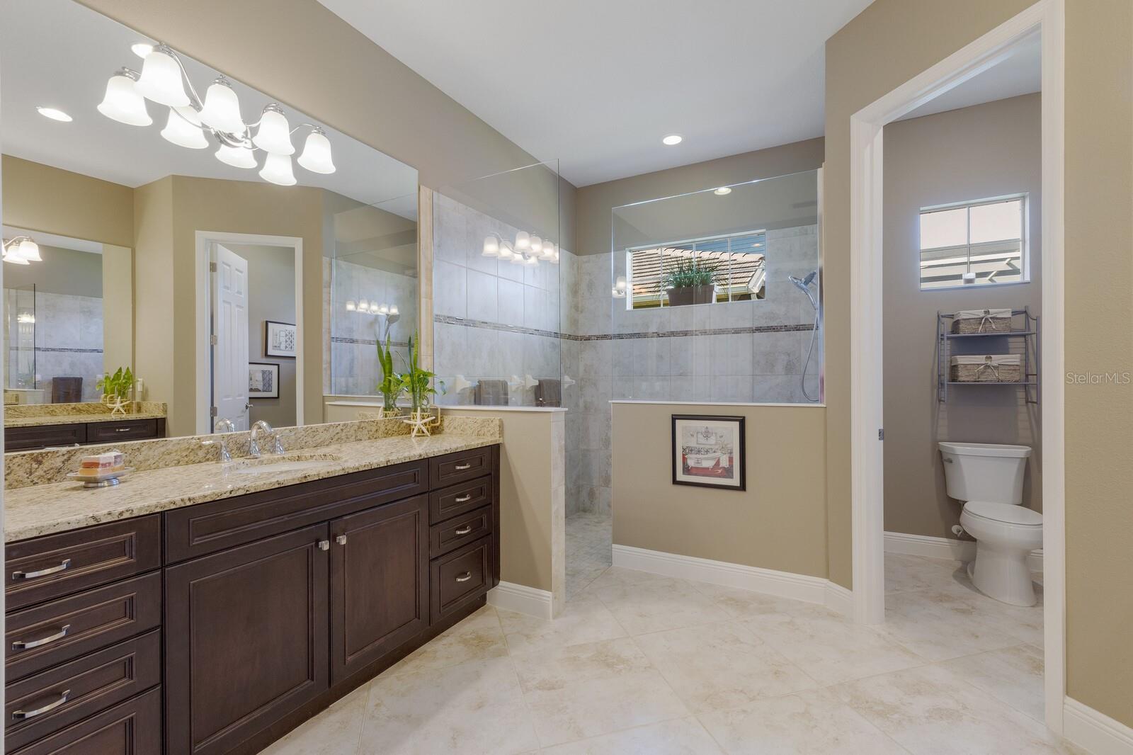 576 FORE DR, BRADENTON, FL, 34208