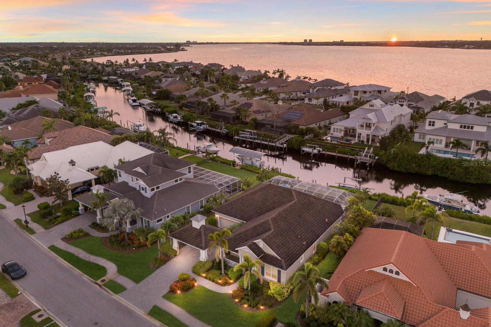 576 FORE DR, BRADENTON, FL, 34208