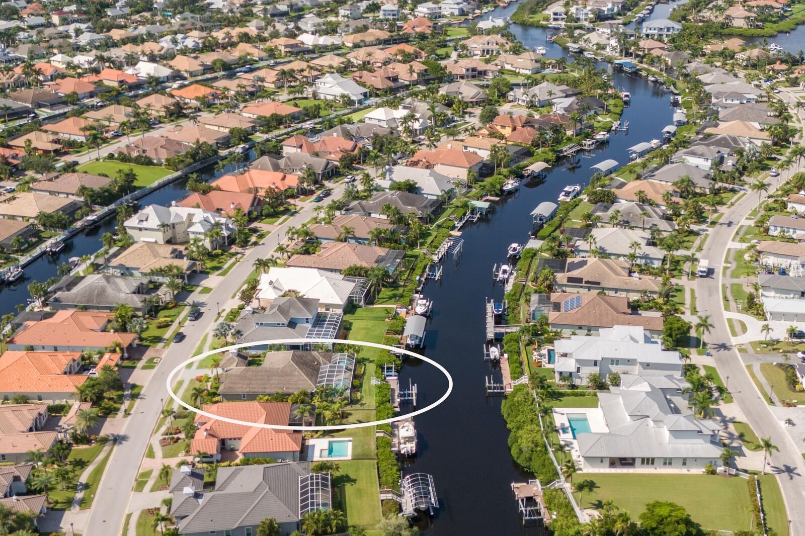 576 FORE DR, BRADENTON, FL, 34208