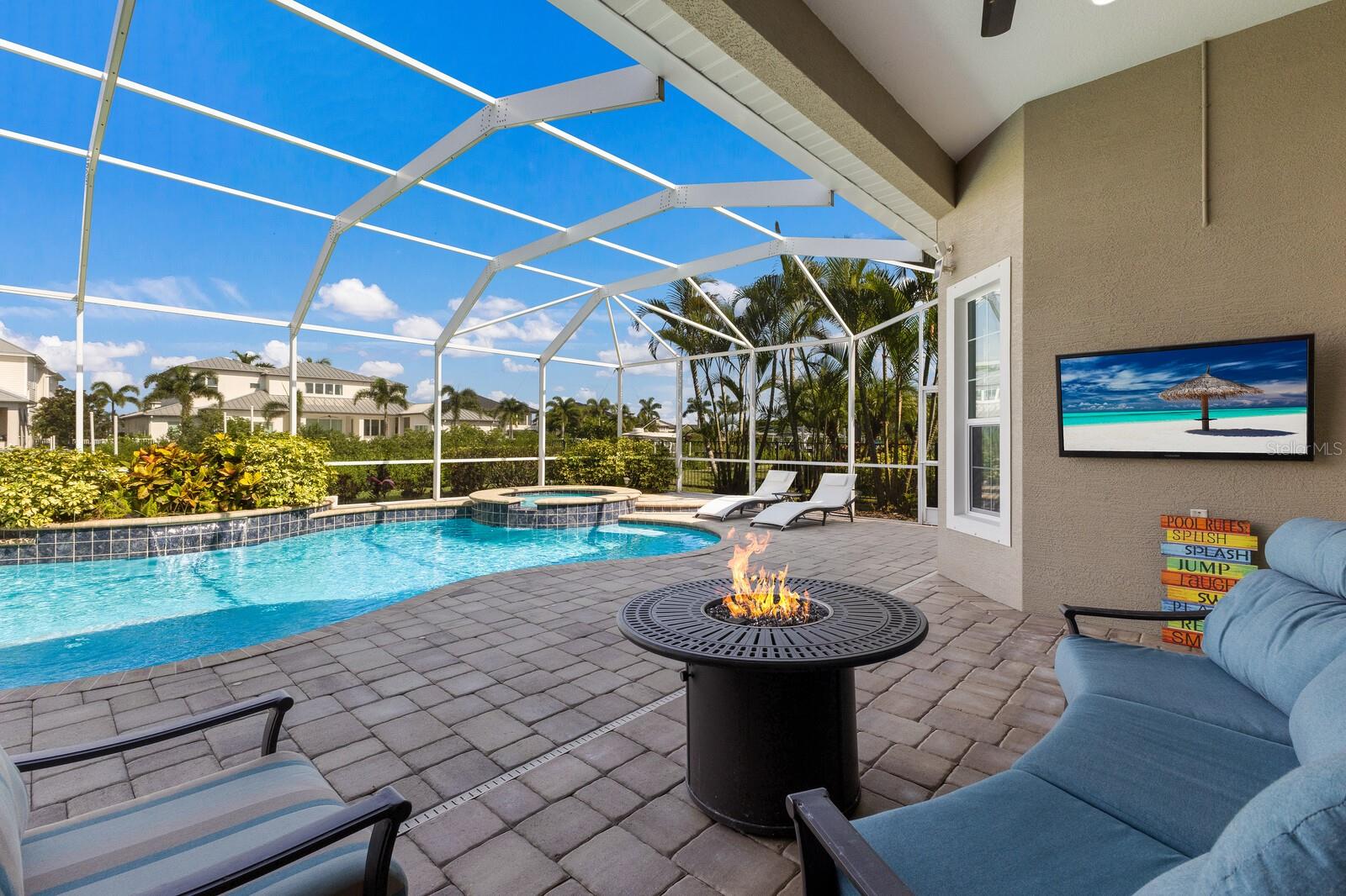 576 FORE DR, BRADENTON, FL, 34208