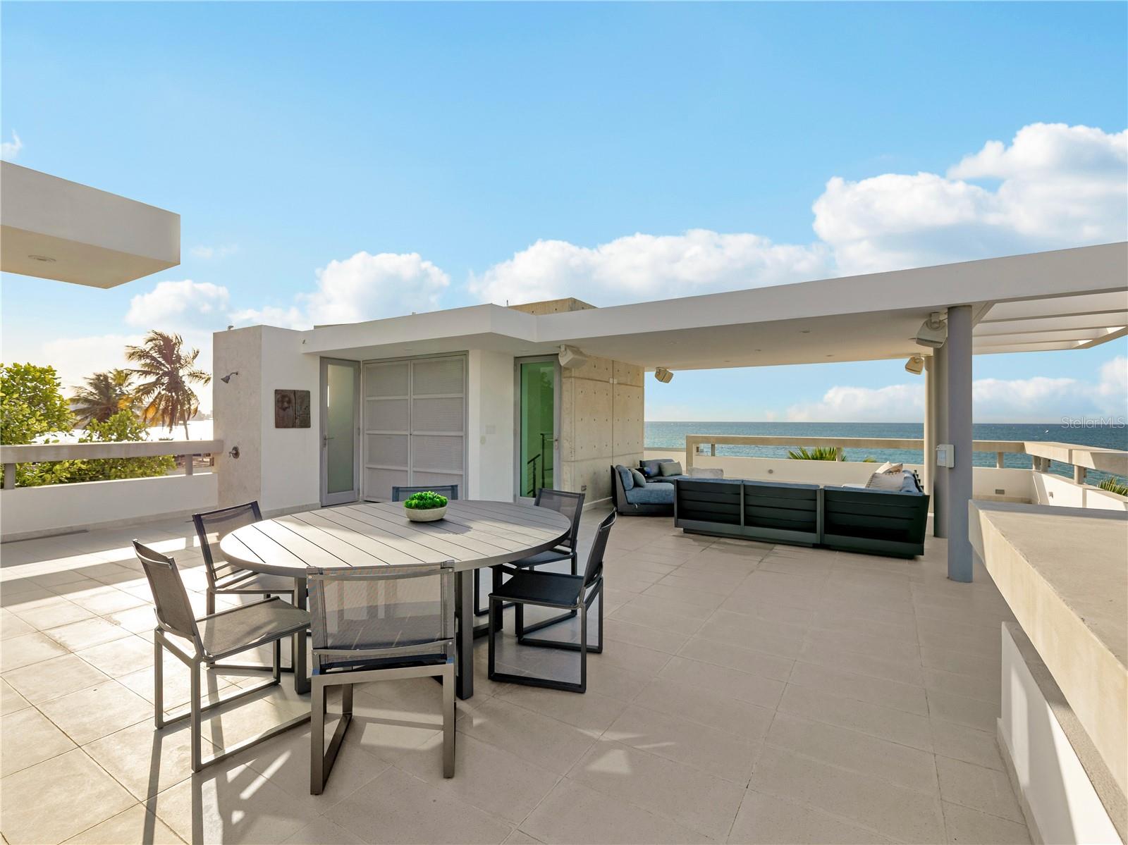 PR9115572 Property Photo