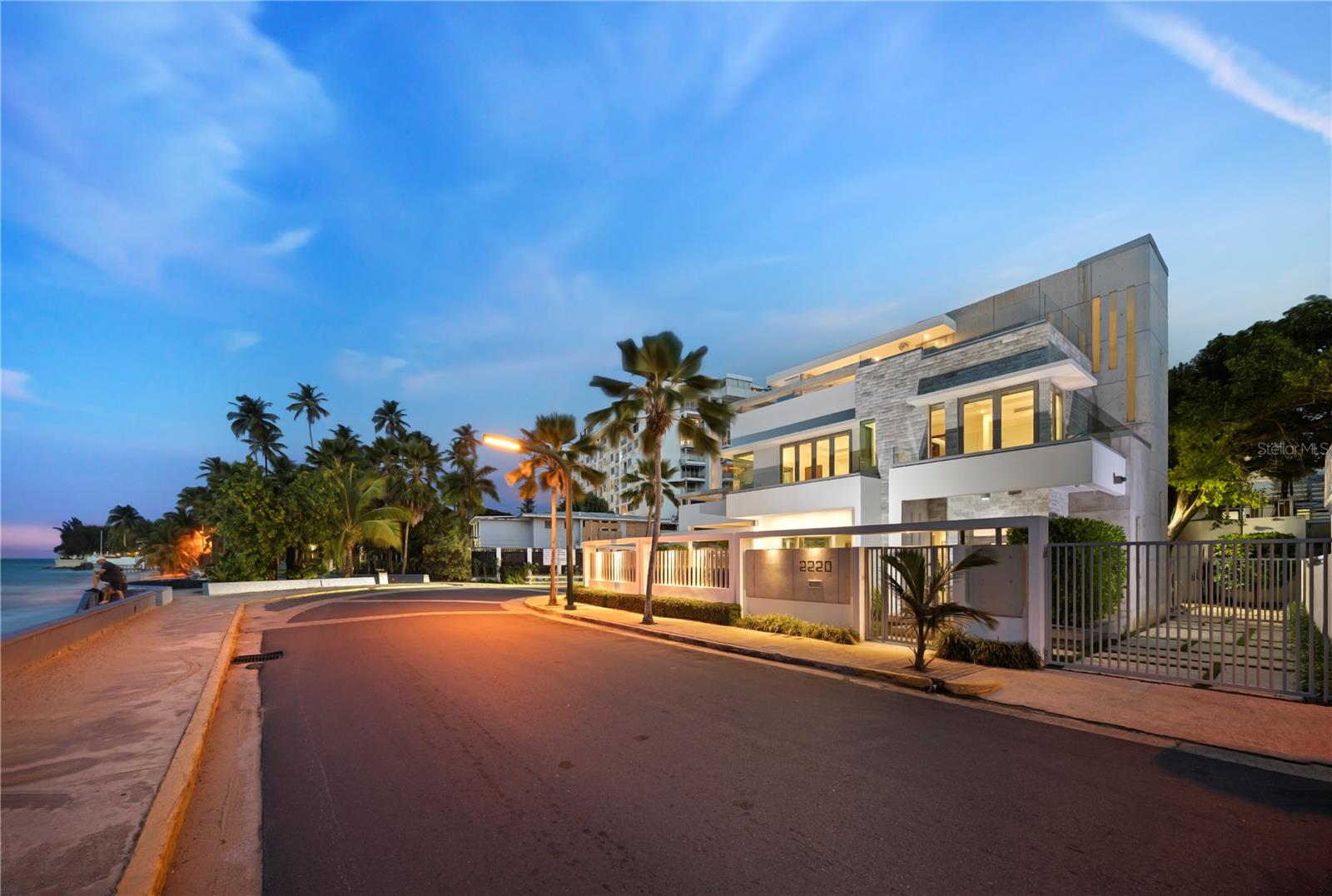 PR9115572 Property Photo