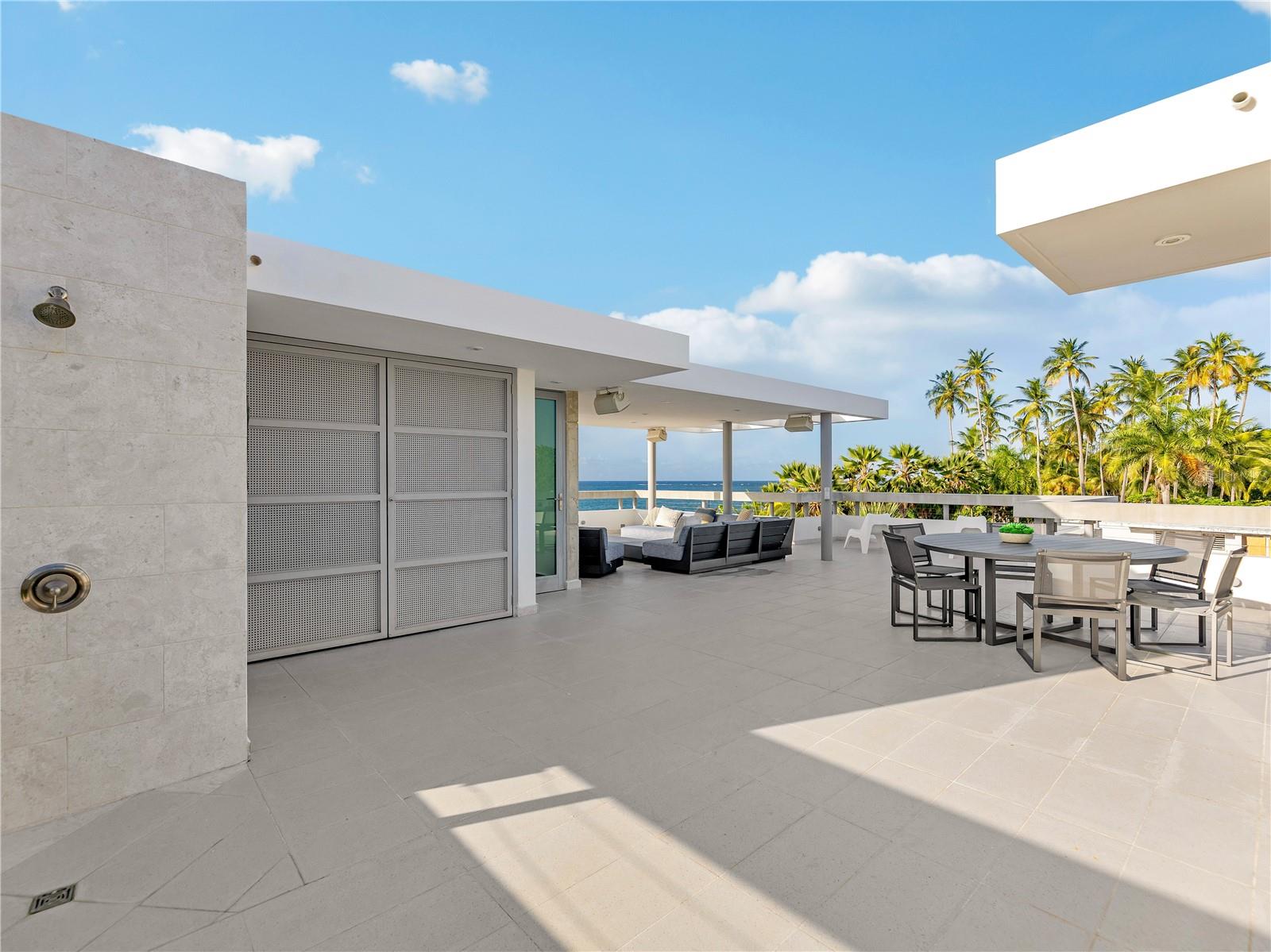 PR9115572 Property Photo