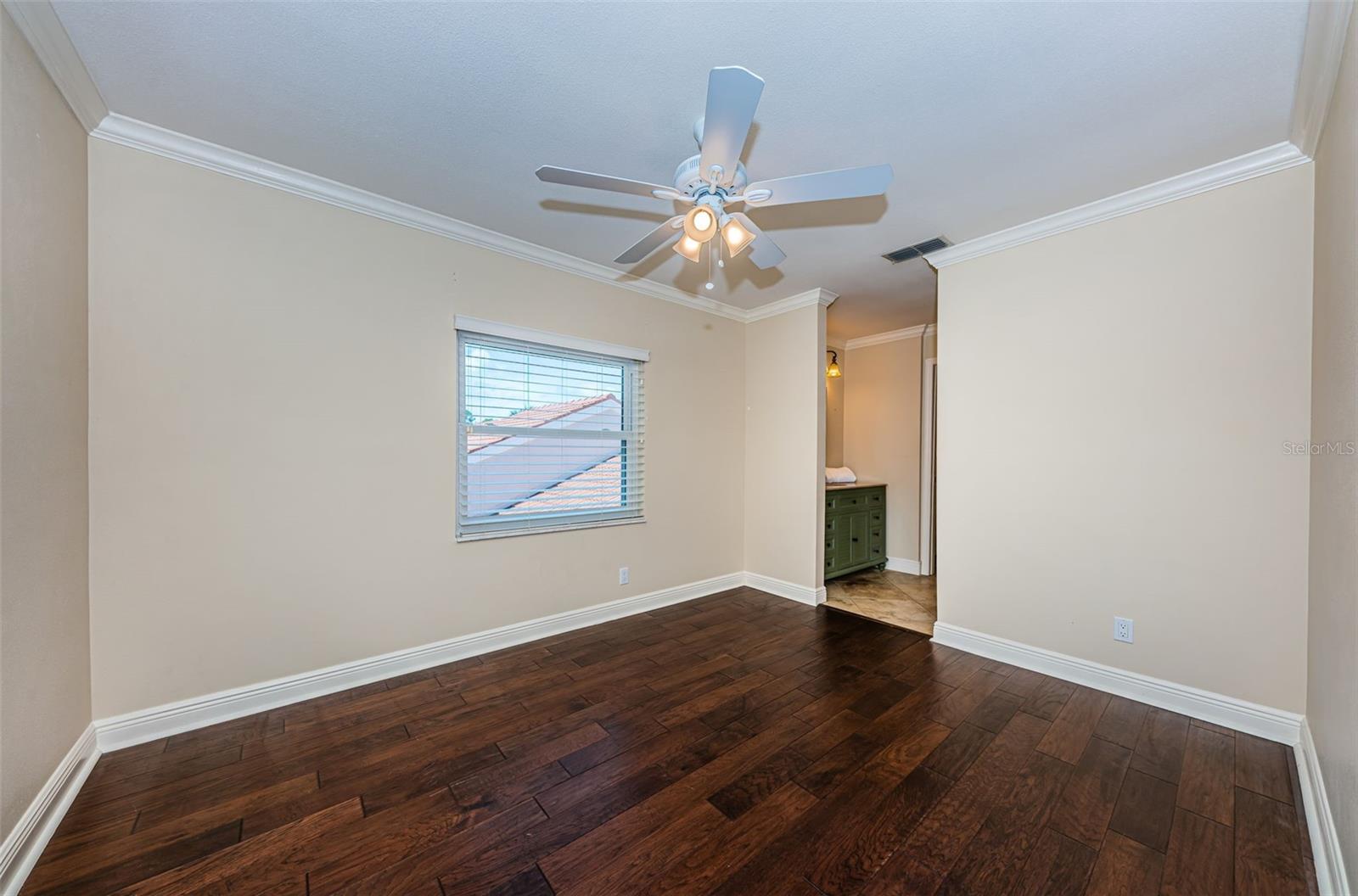 4916 MILANO CT NE, ST PETERSBURG, FL, 33703