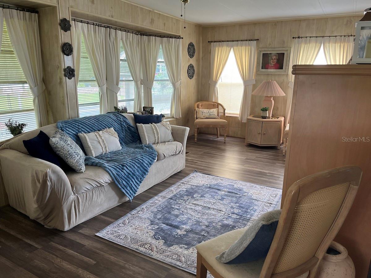 A4662569 Property Photo