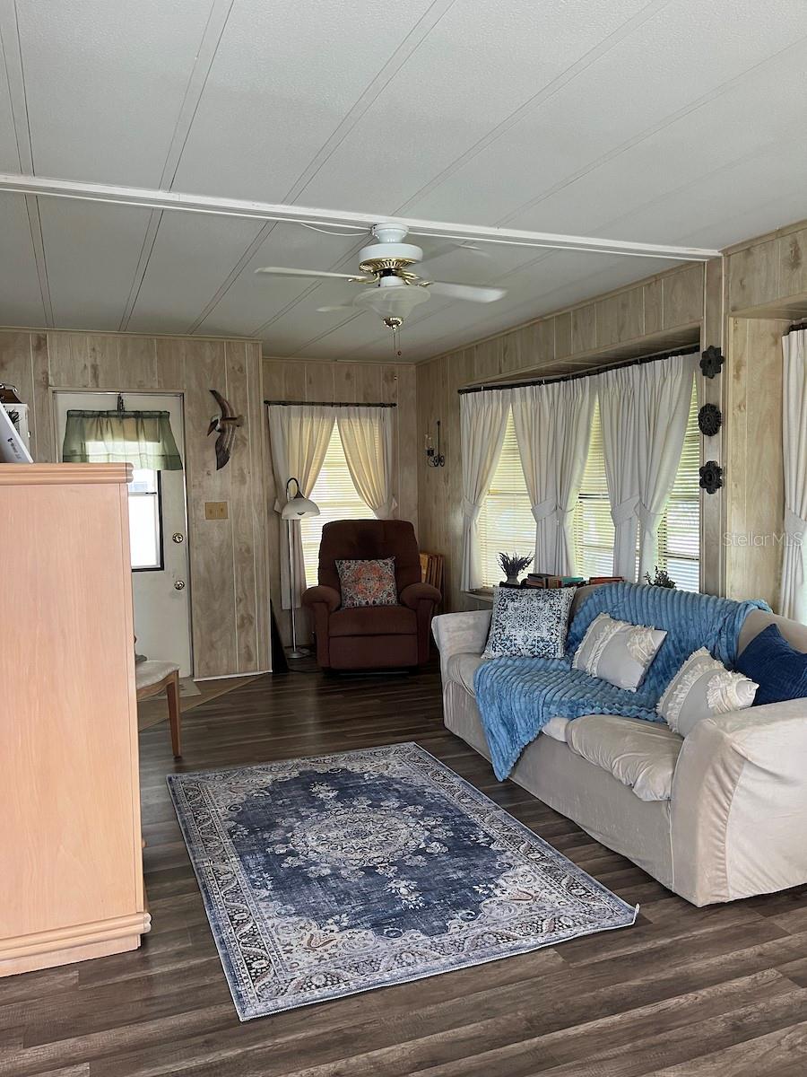 A4662569 Property Photo