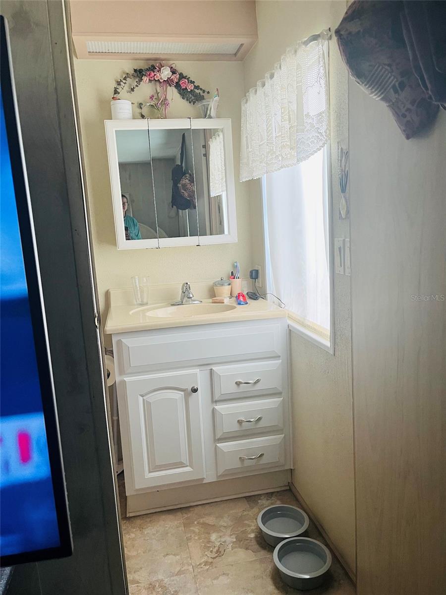 A4662569 Property Photo