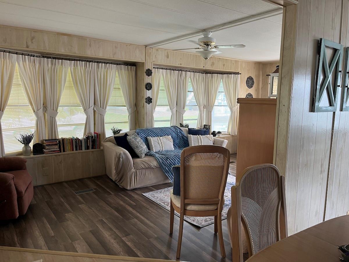 A4662569 Property Photo