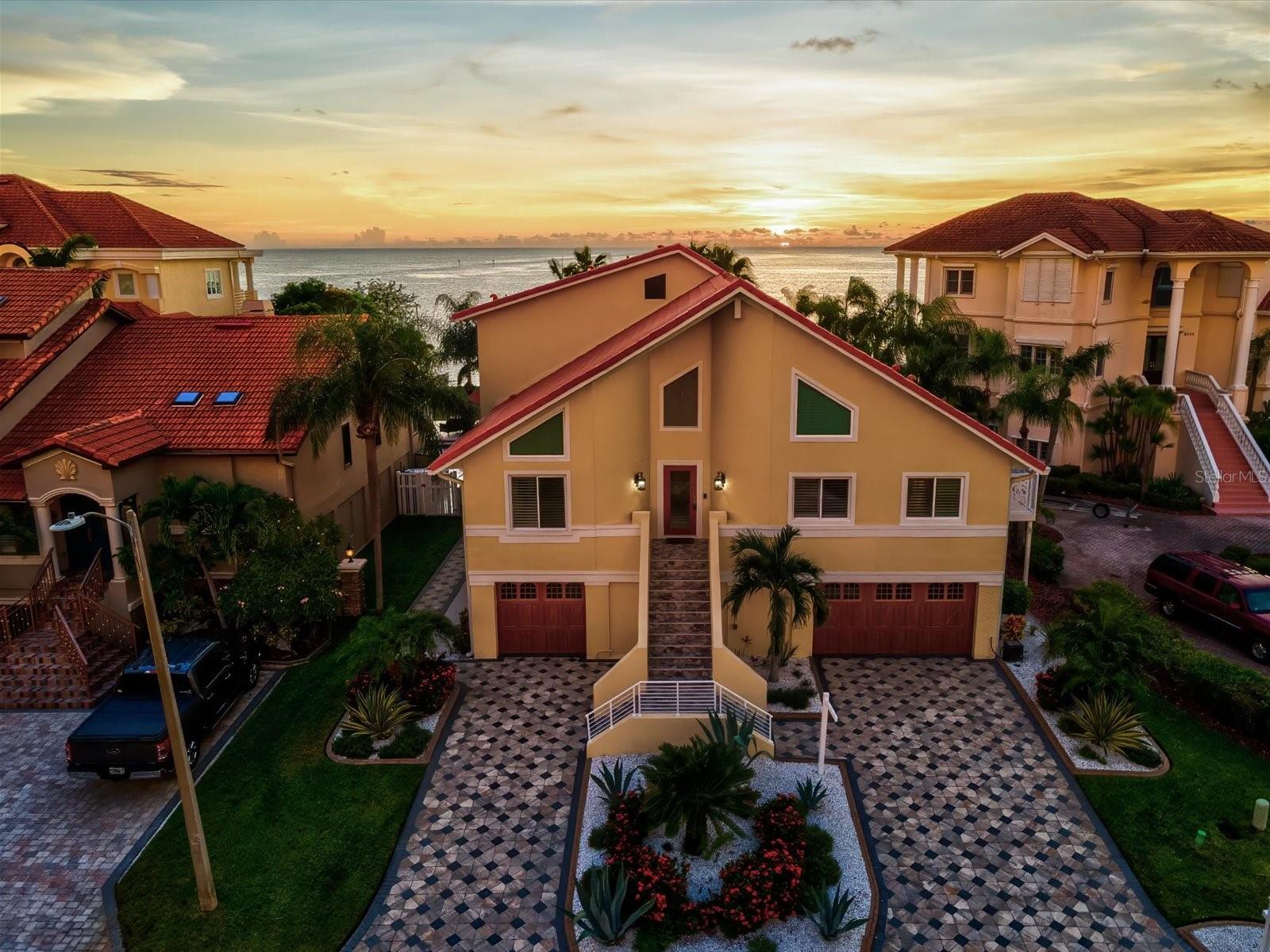 W7878297 Property Photo