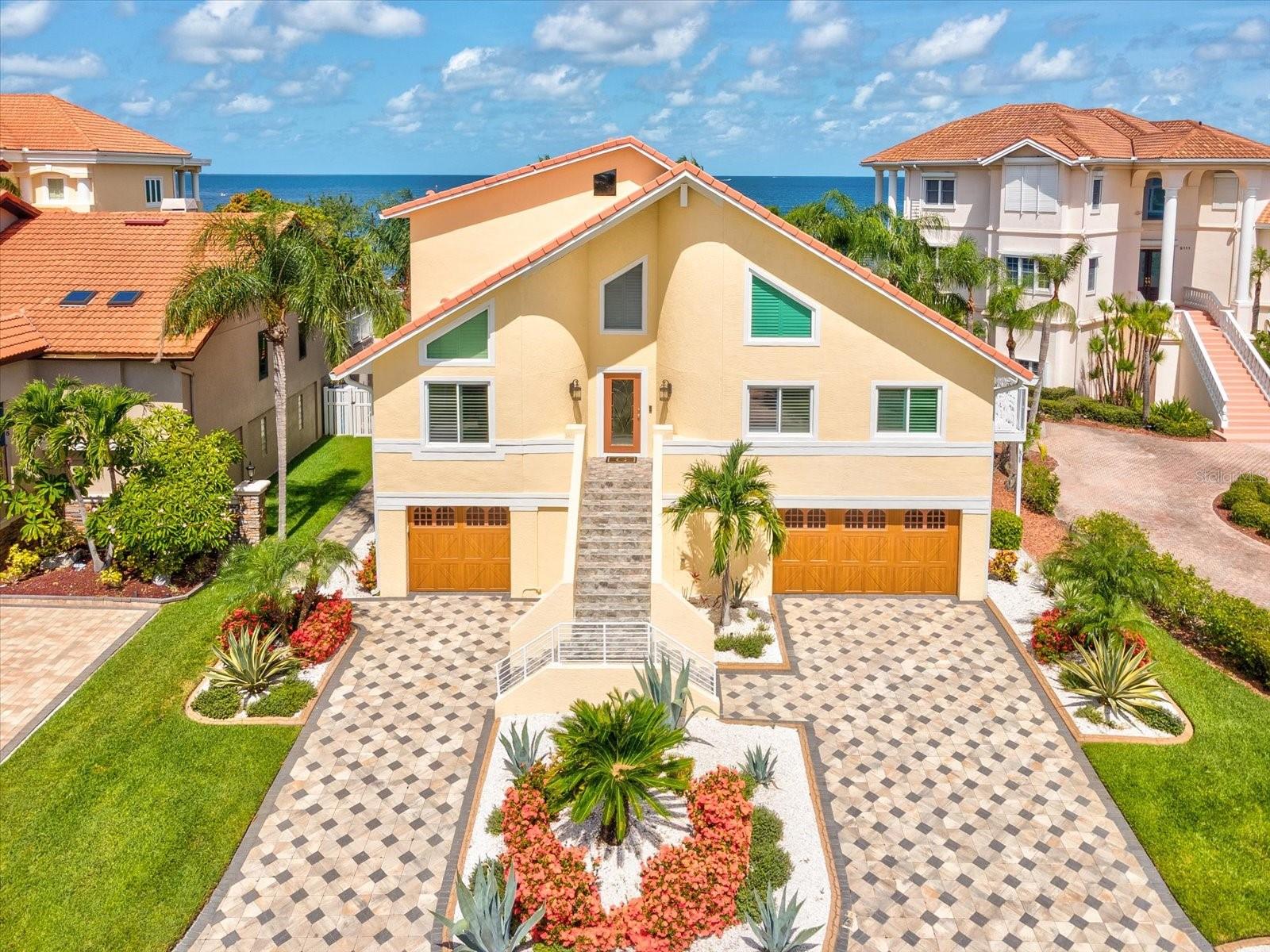 W7878297 Property Photo