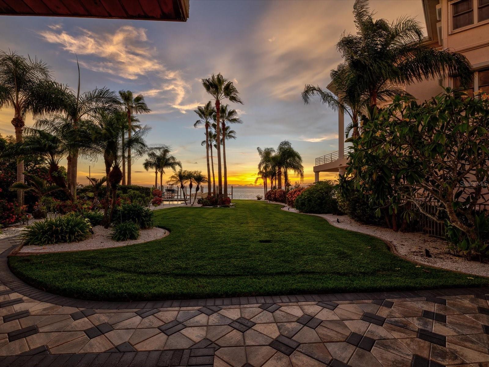 W7878297 Property Photo