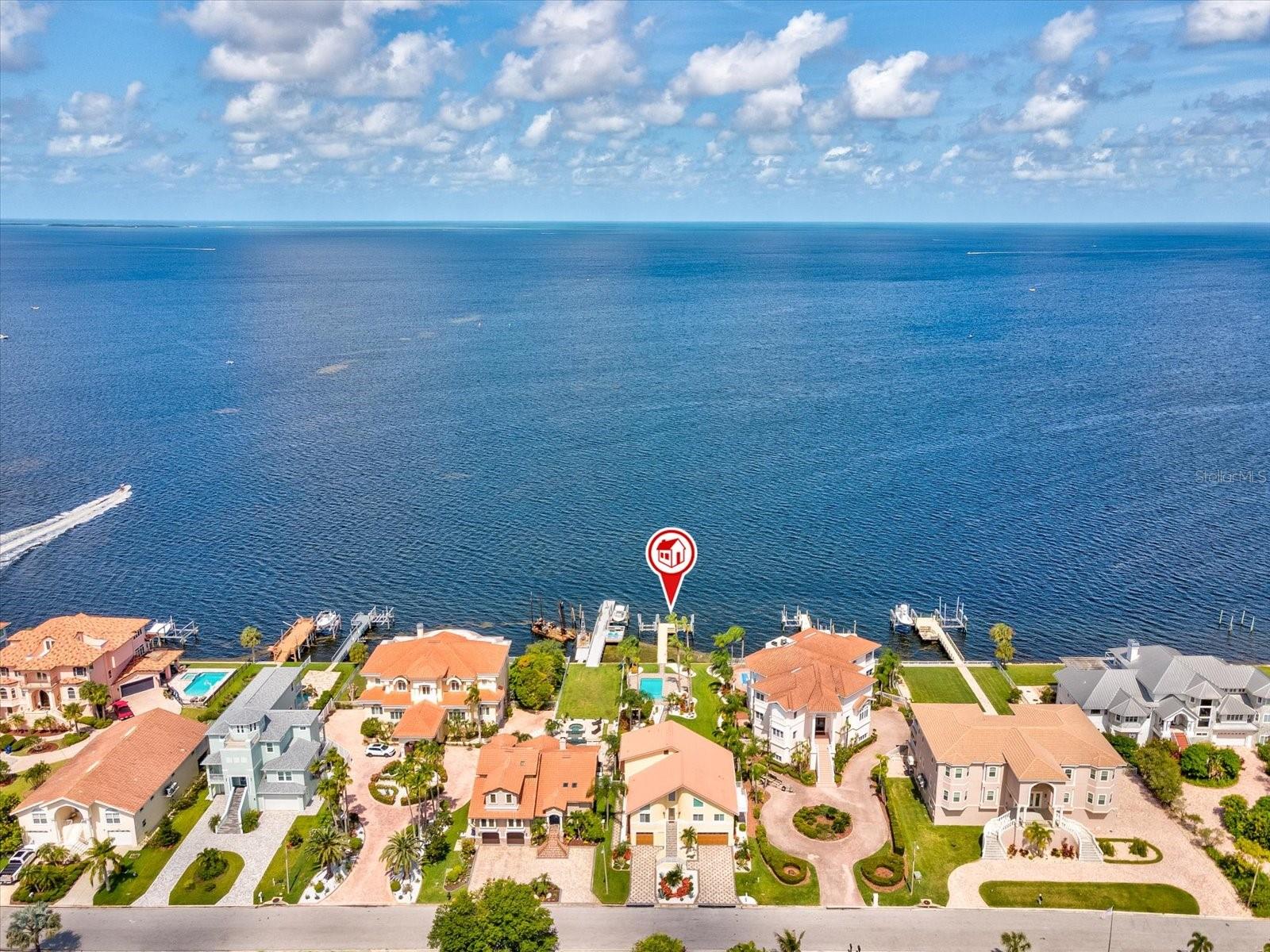 W7878297 Property Photo