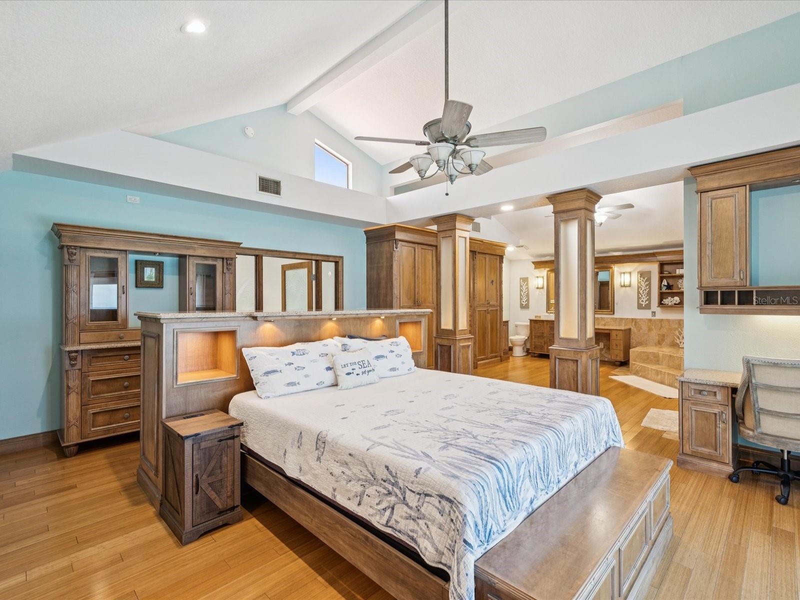 W7878297 Property Photo