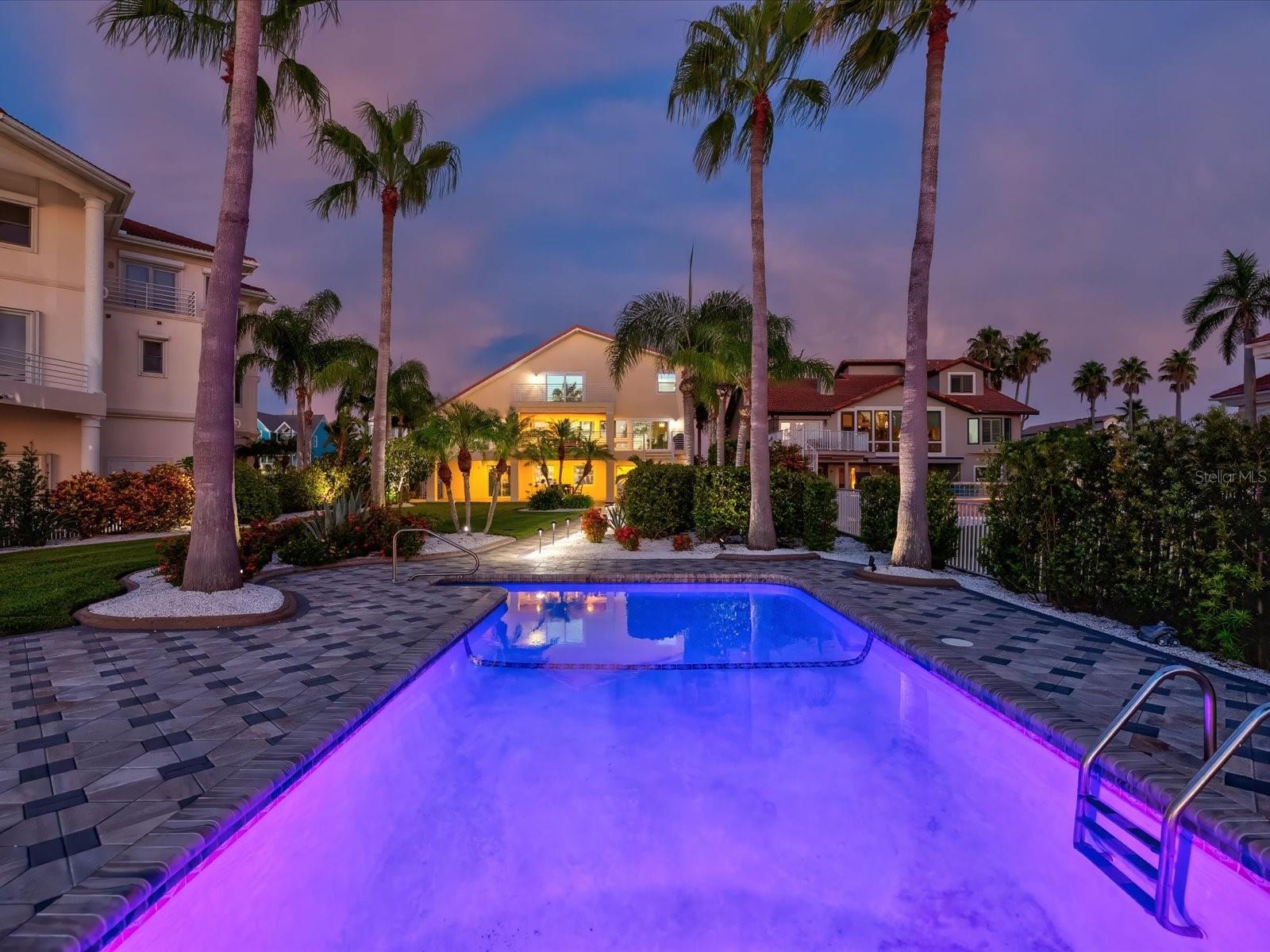 W7878297 Property Photo