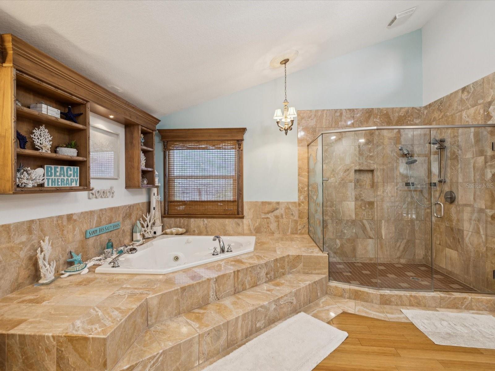 W7878297 Property Photo