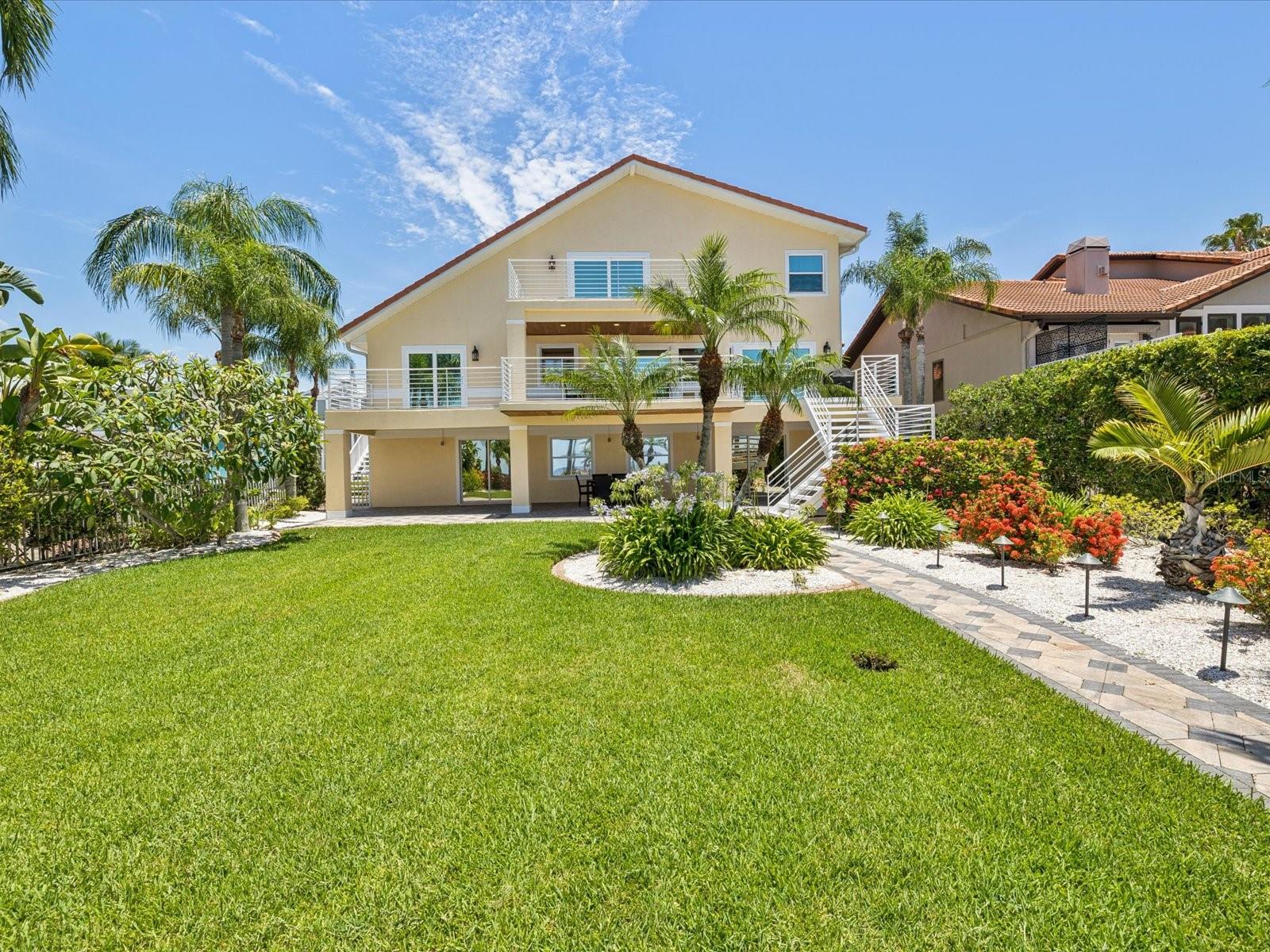 W7878297 Property Photo