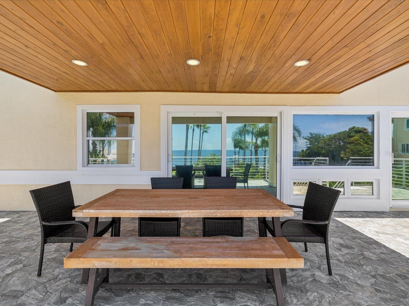 W7878297 Property Photo