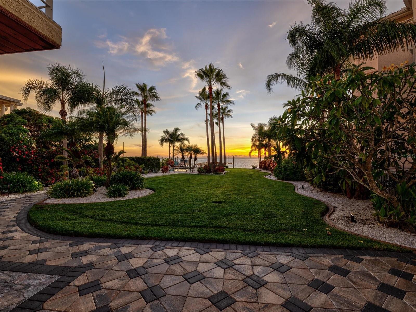 W7878297 Property Photo