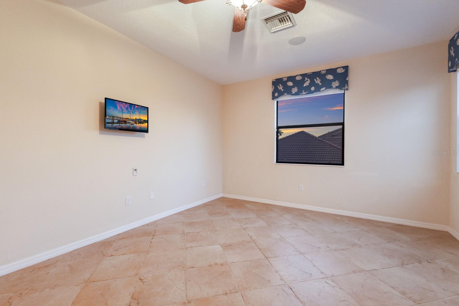 A4662591 Property Photo