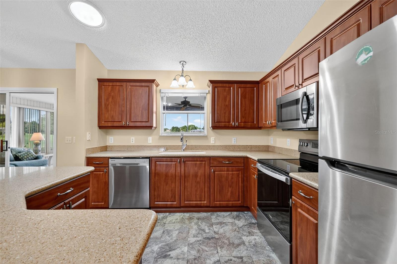924 CAMINO DEL REY DR, THE VILLAGES, FL, 32159
