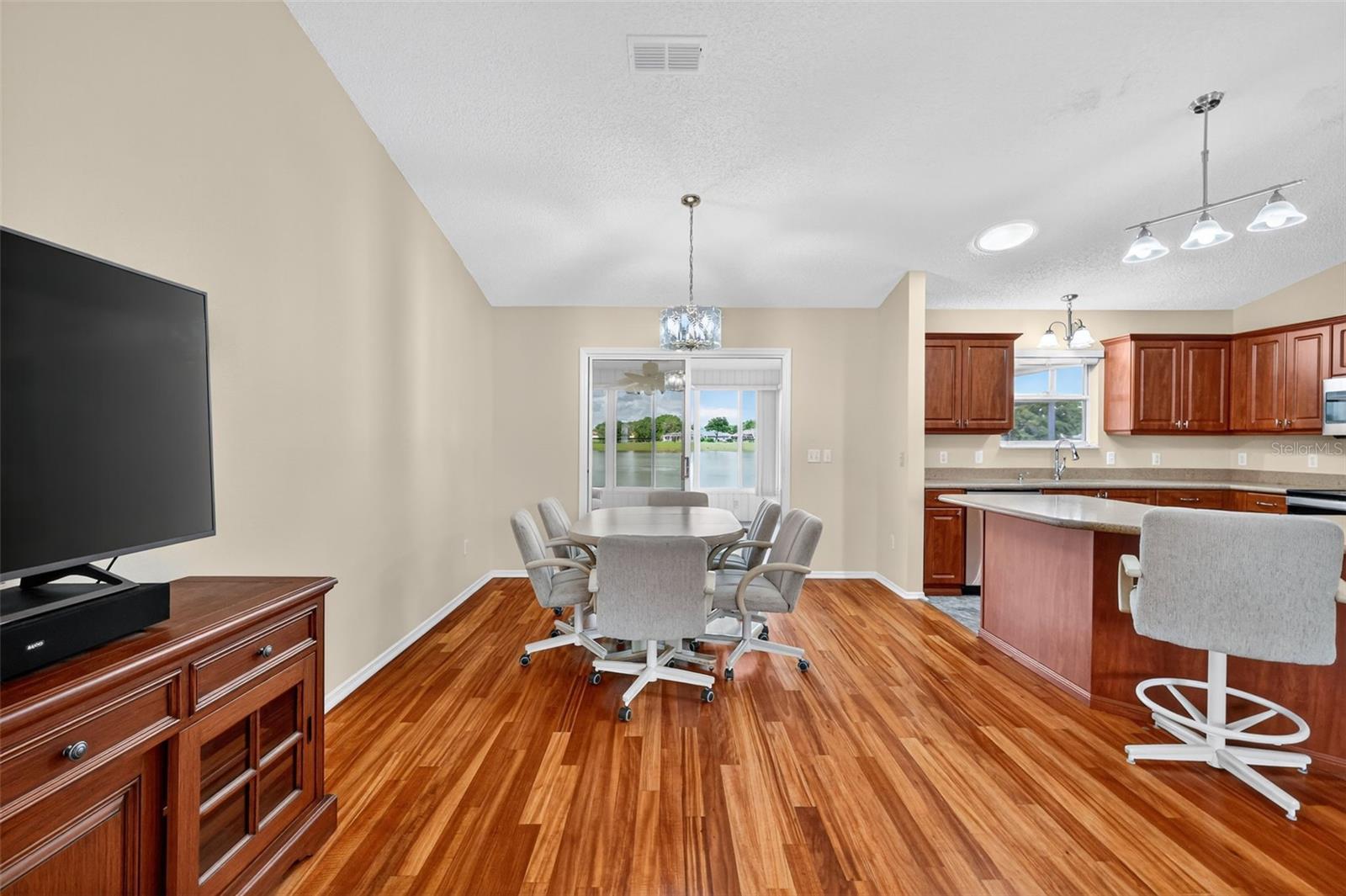 924 CAMINO DEL REY DR, THE VILLAGES, FL, 32159