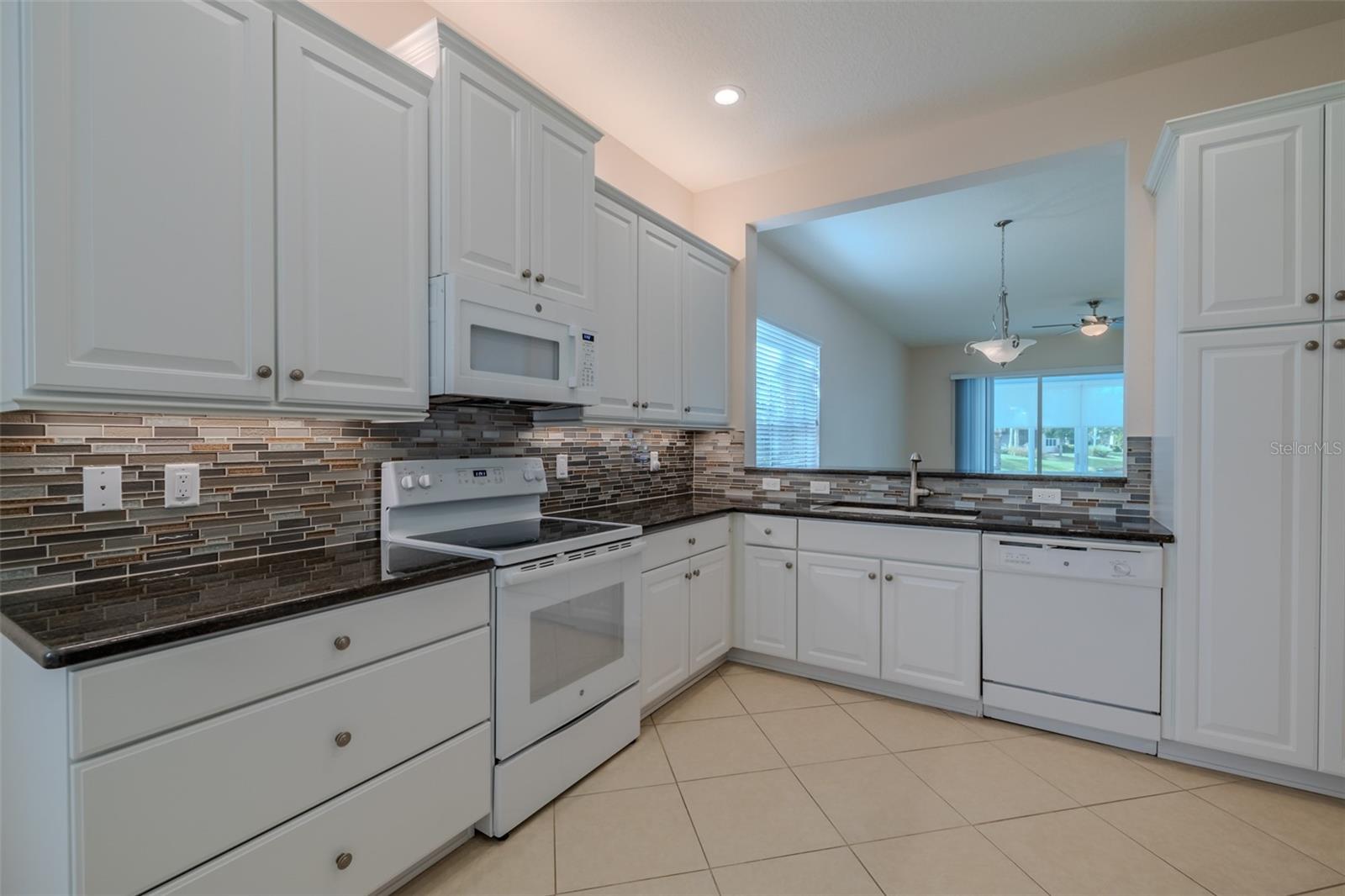 4817 SANDY GLEN WAY, WIMAUMA, FL, 33598