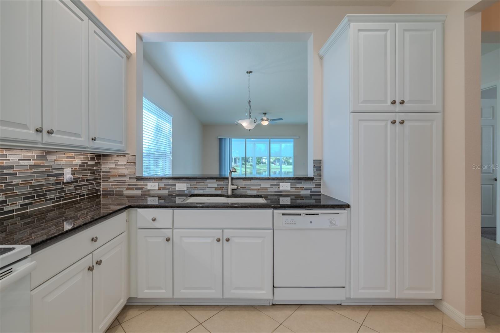 4817 SANDY GLEN WAY, WIMAUMA, FL, 33598