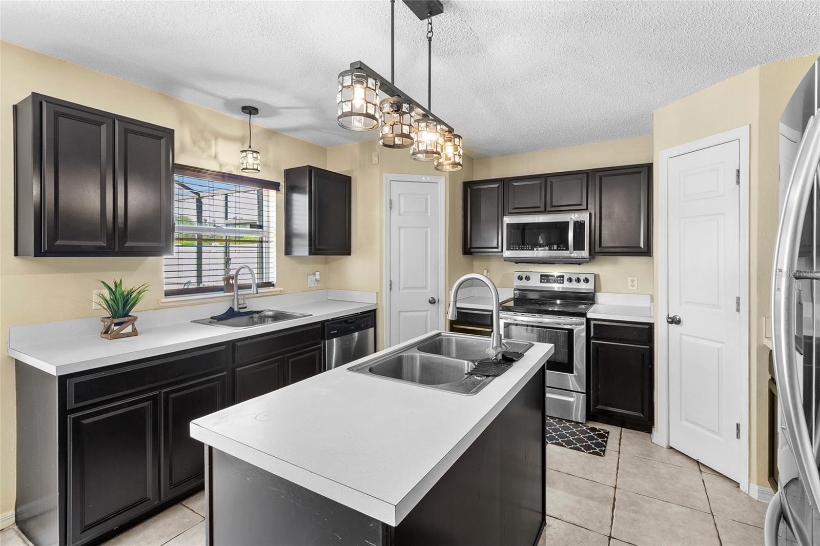 12937 BRIDLEFORD DR, GIBSONTON, FL, 33534