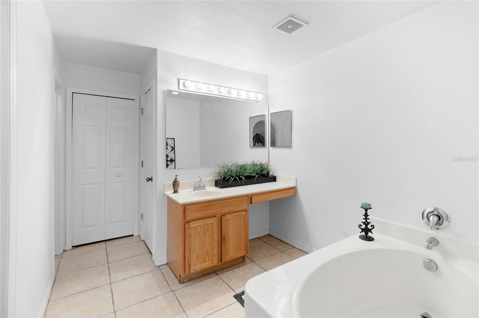 12937 BRIDLEFORD DR, GIBSONTON, FL, 33534