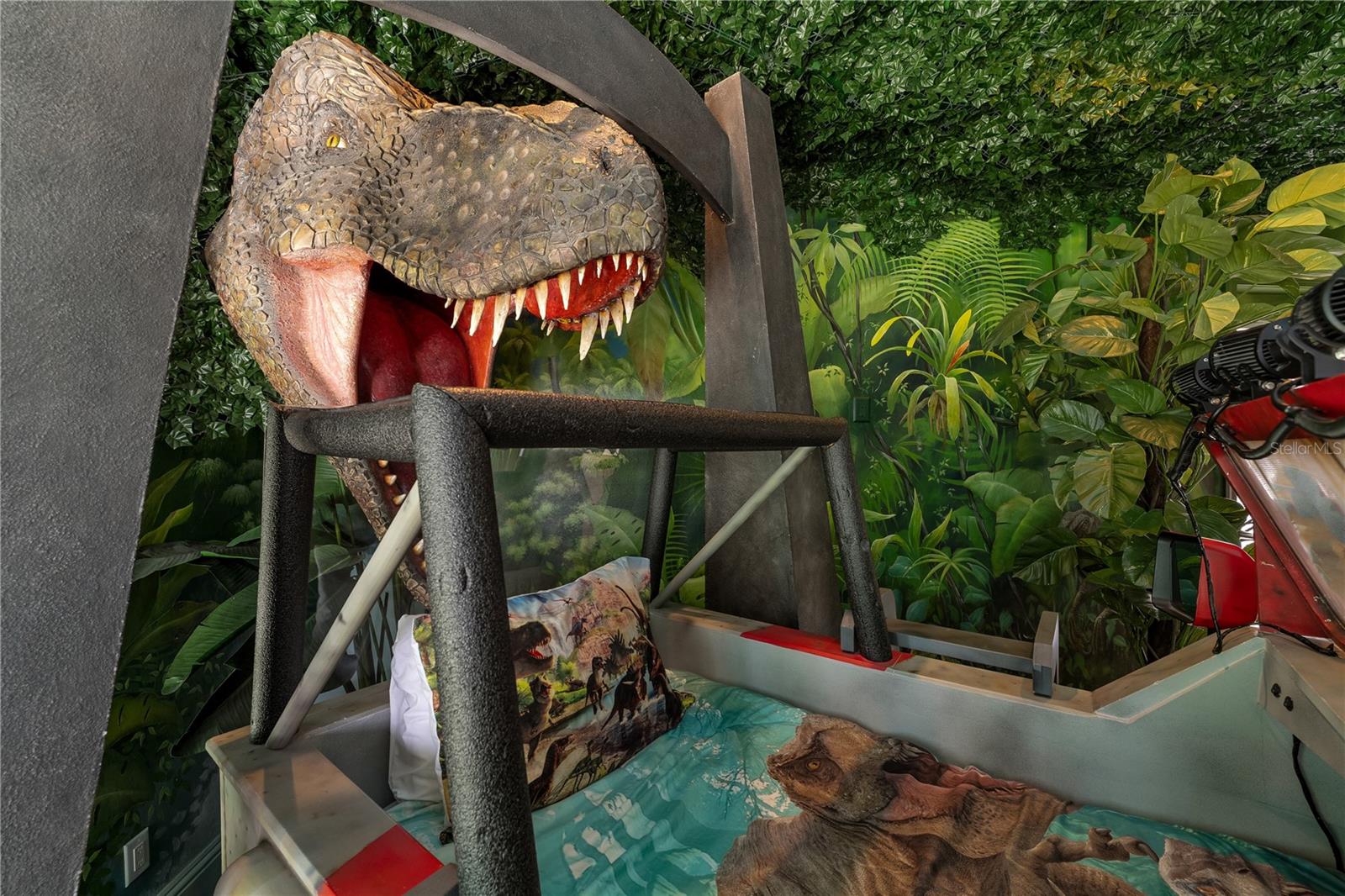 O6337382 Property Photo