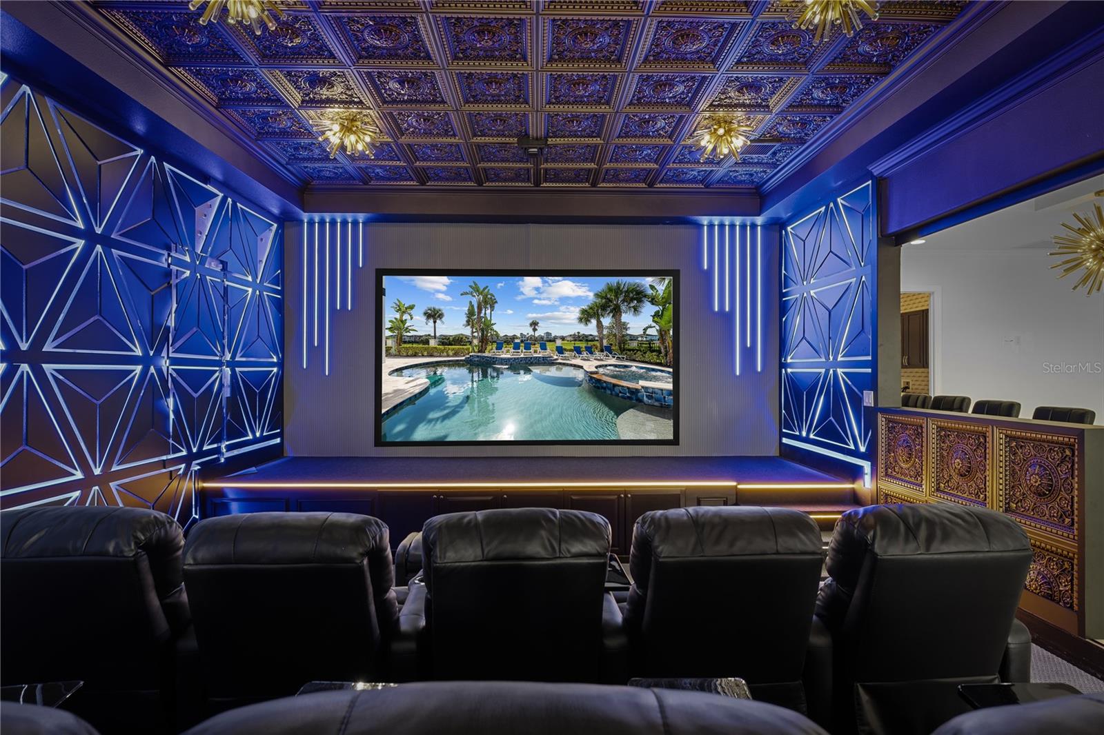 O6337382 Property Photo