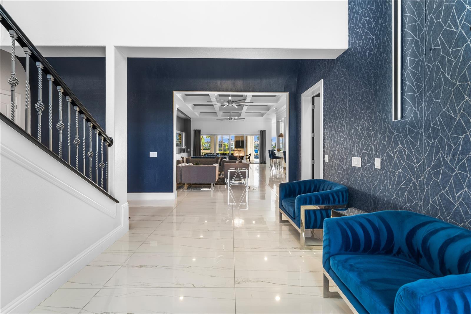 O6337382 Property Photo