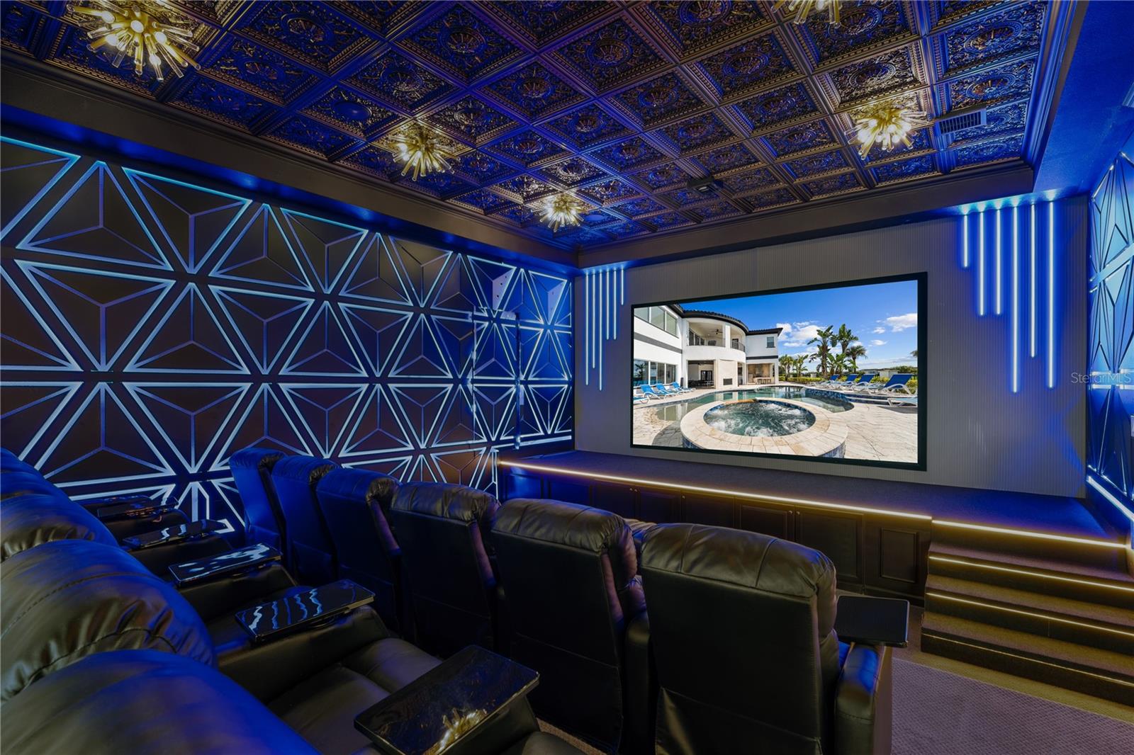 O6337382 Property Photo