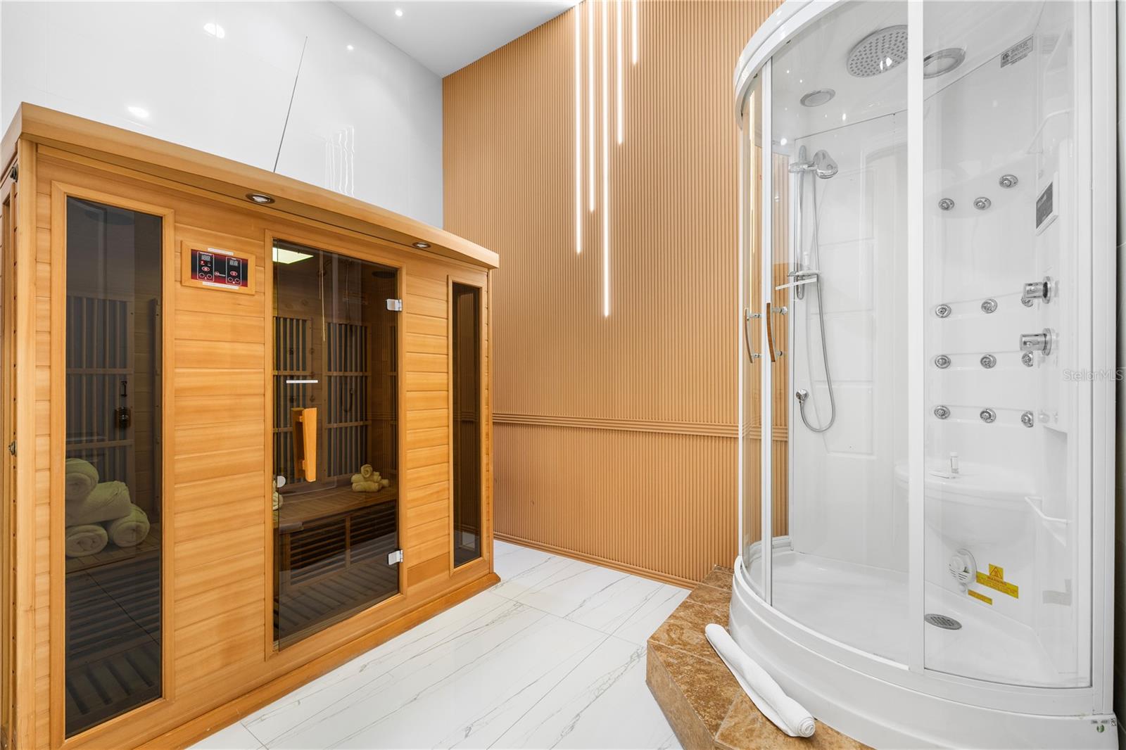 O6337382 Property Photo