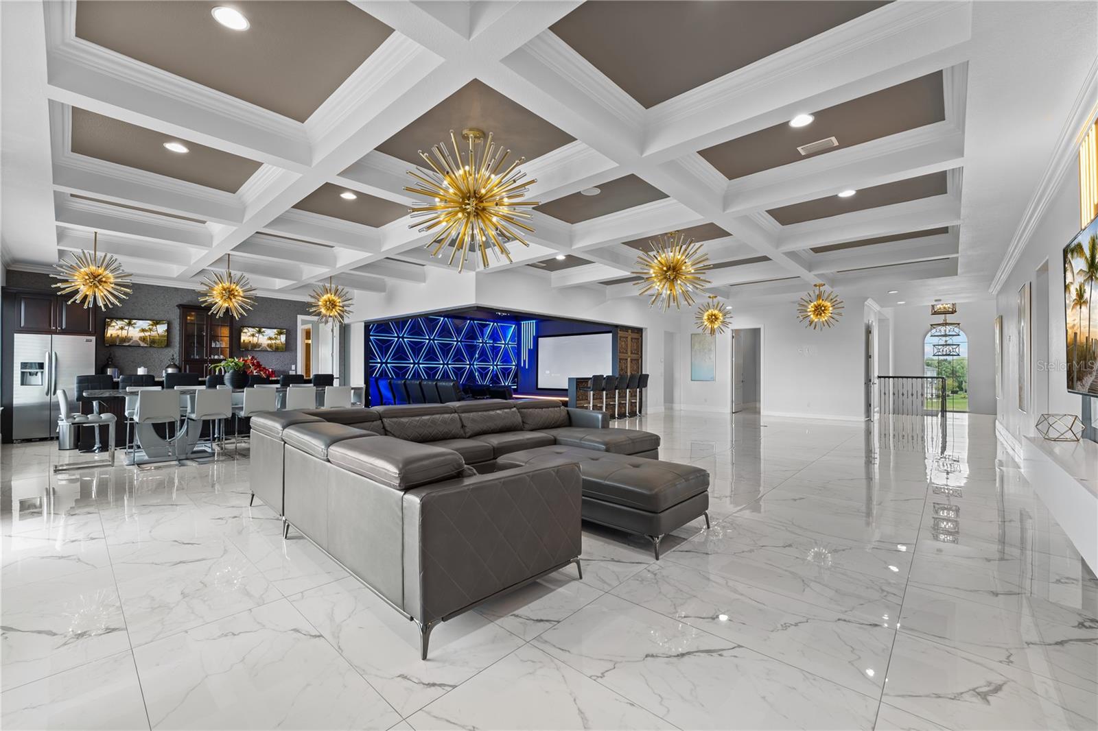 O6337382 Property Photo