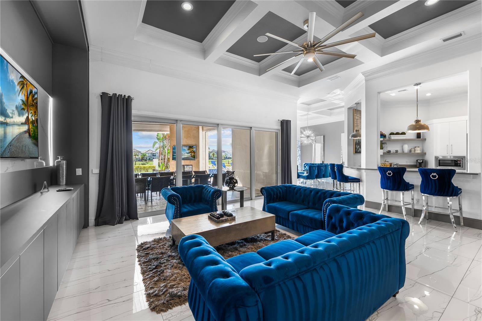 O6337382 Property Photo