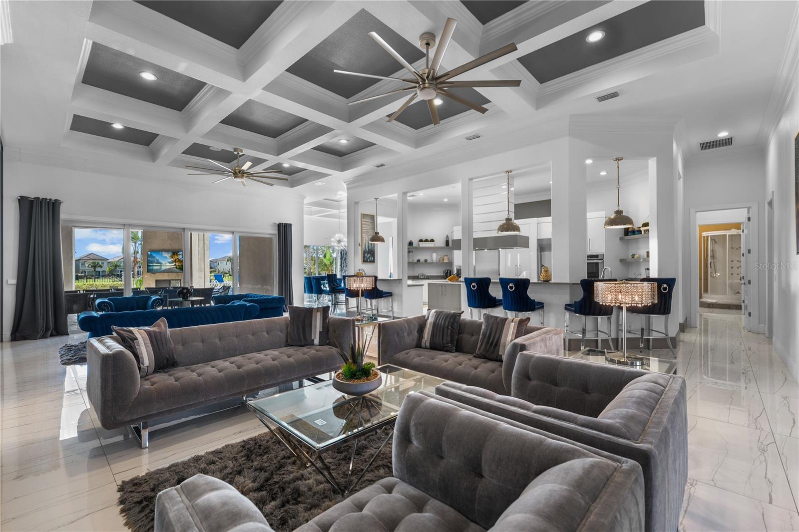 O6337382 Property Photo