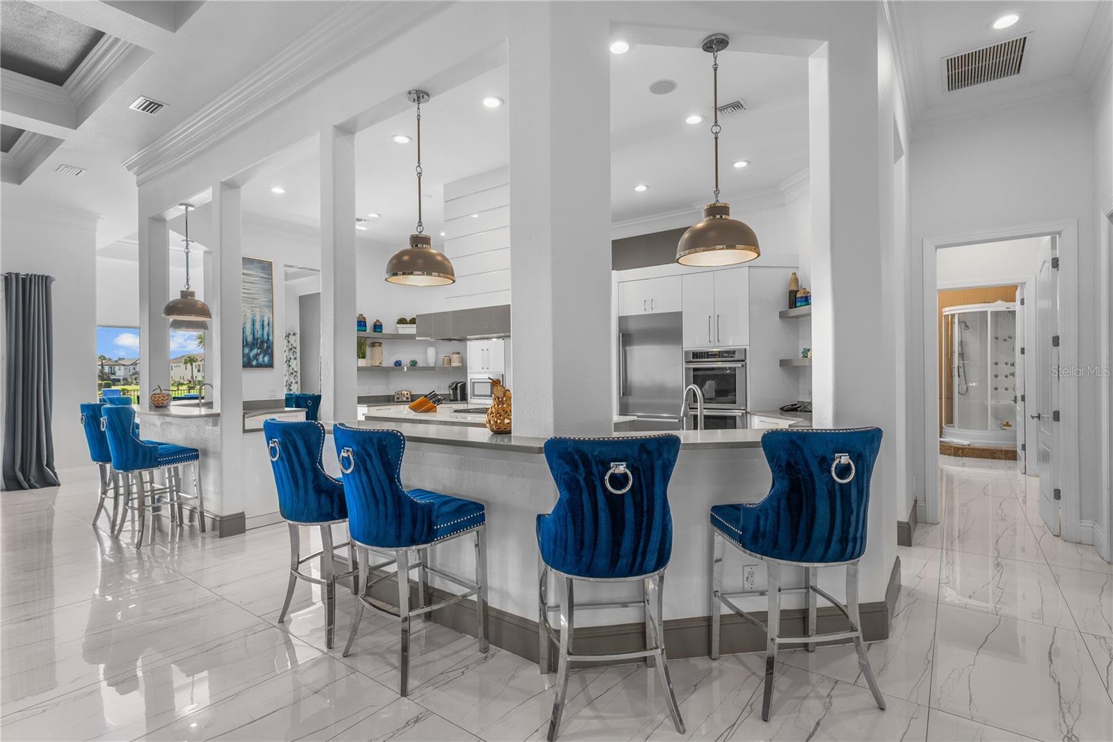 O6337382 Property Photo