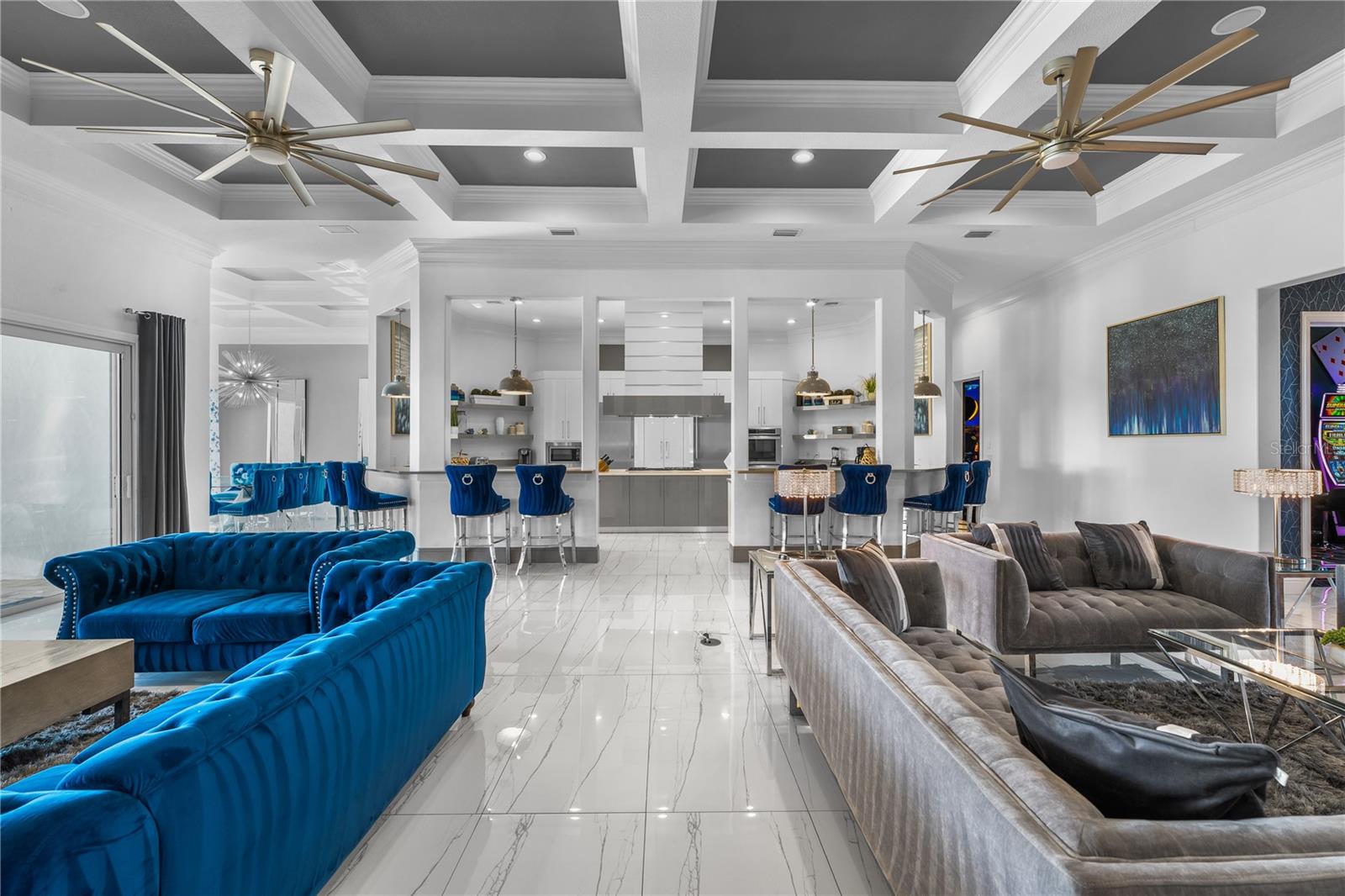 O6337382 Property Photo