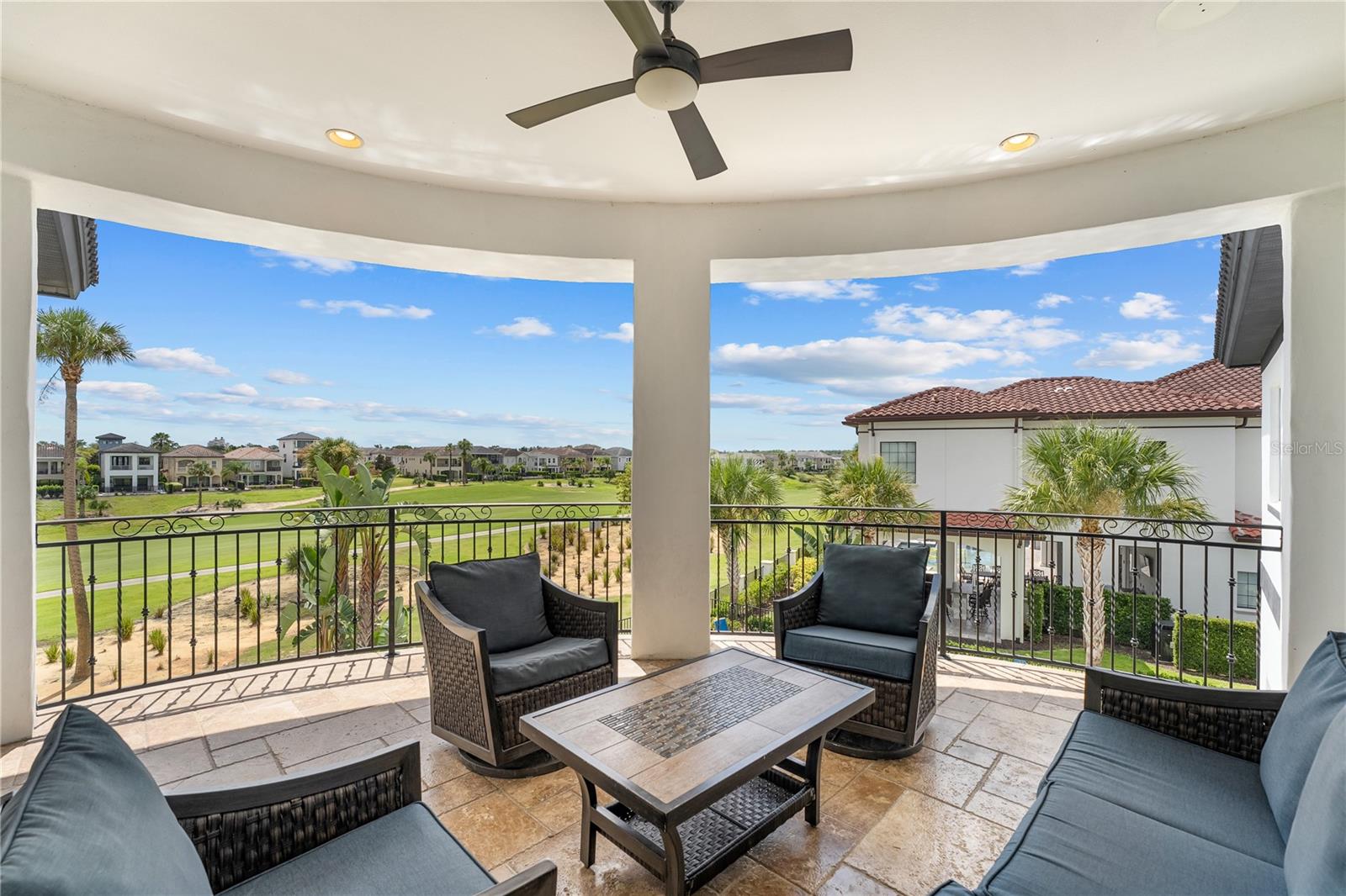 O6337382 Property Photo