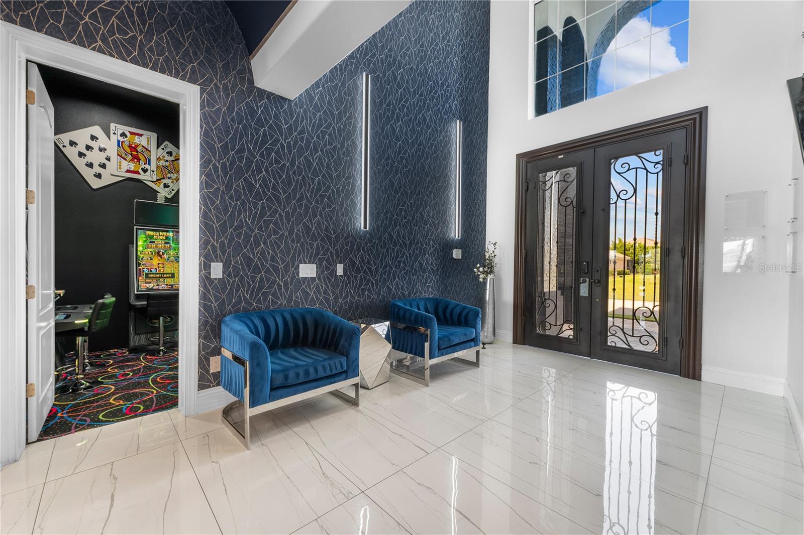 O6337382 Property Photo