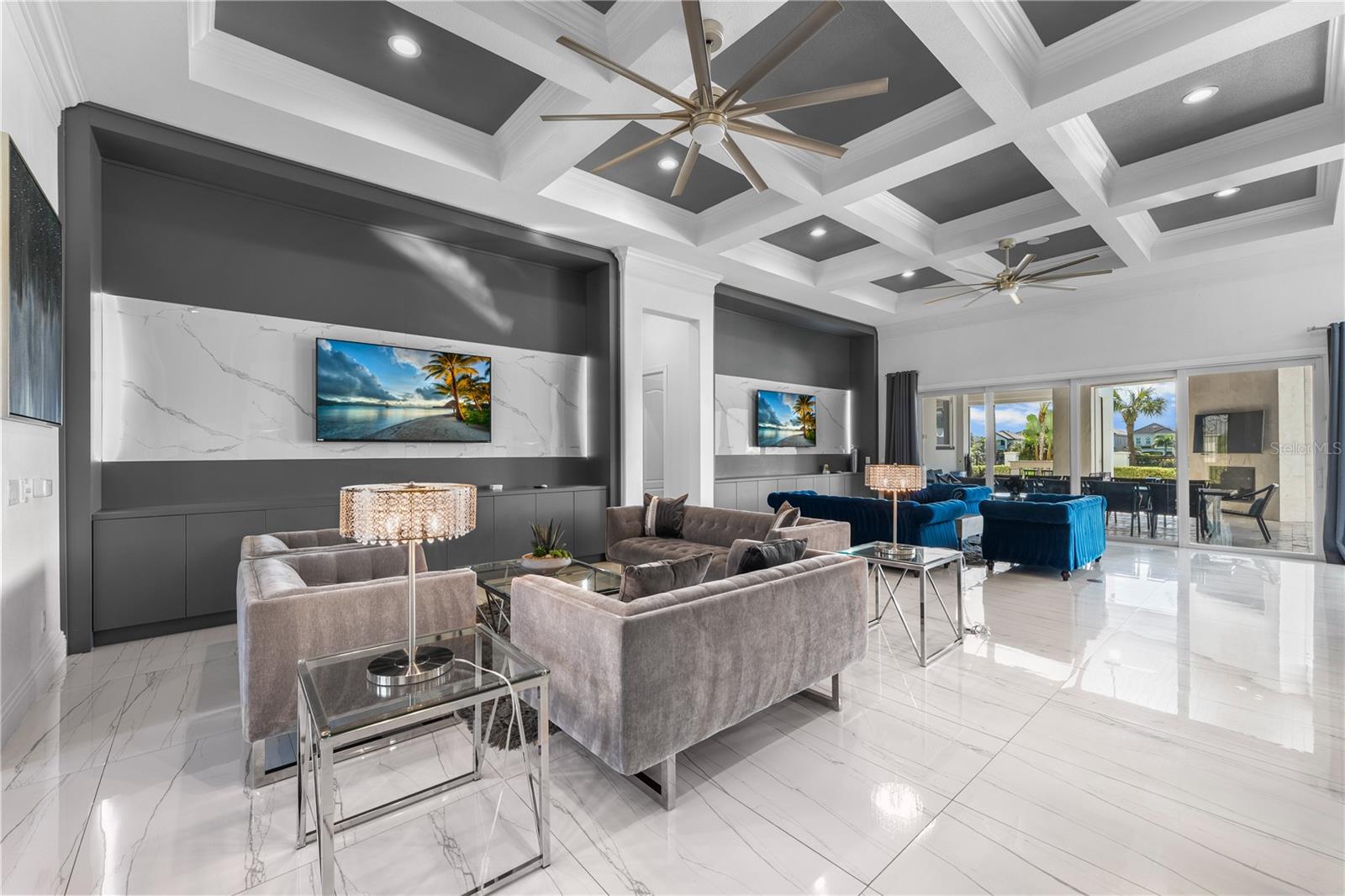 O6337382 Property Photo