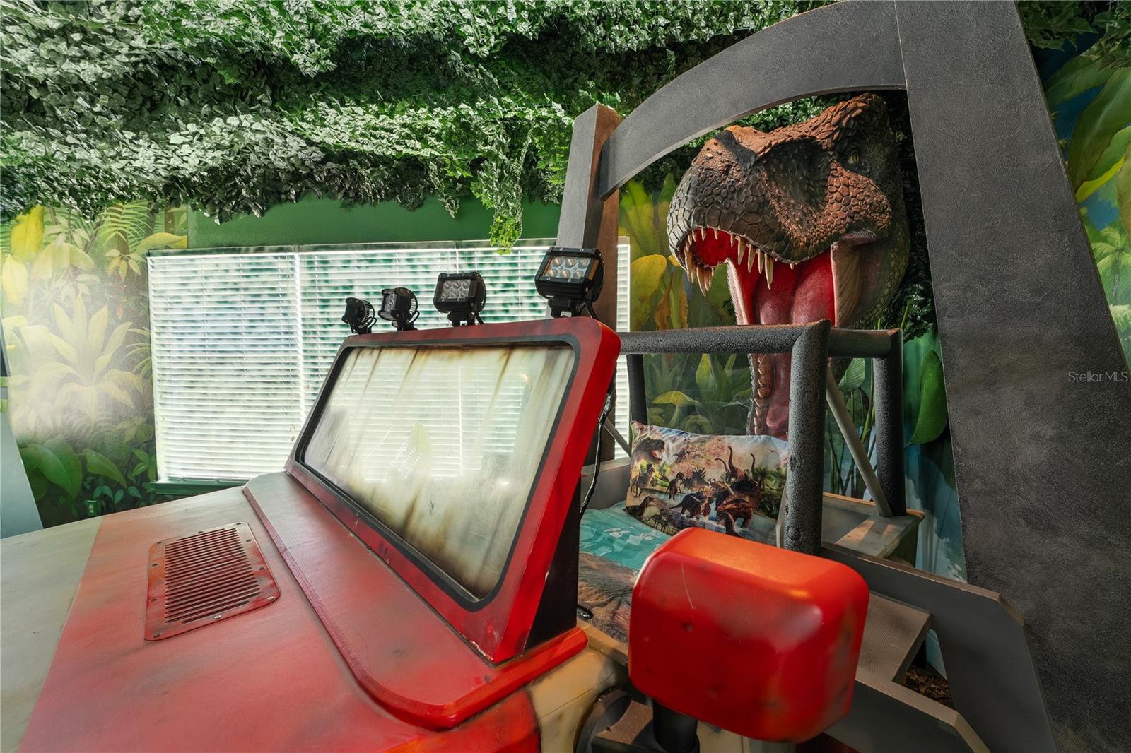 O6337382 Property Photo