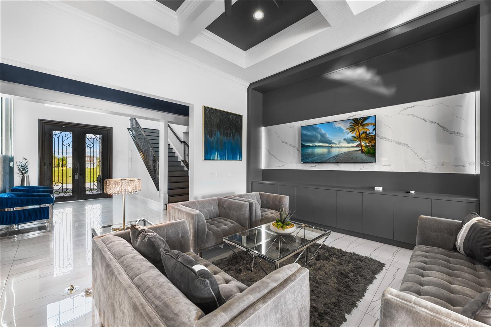 O6337382 Property Photo